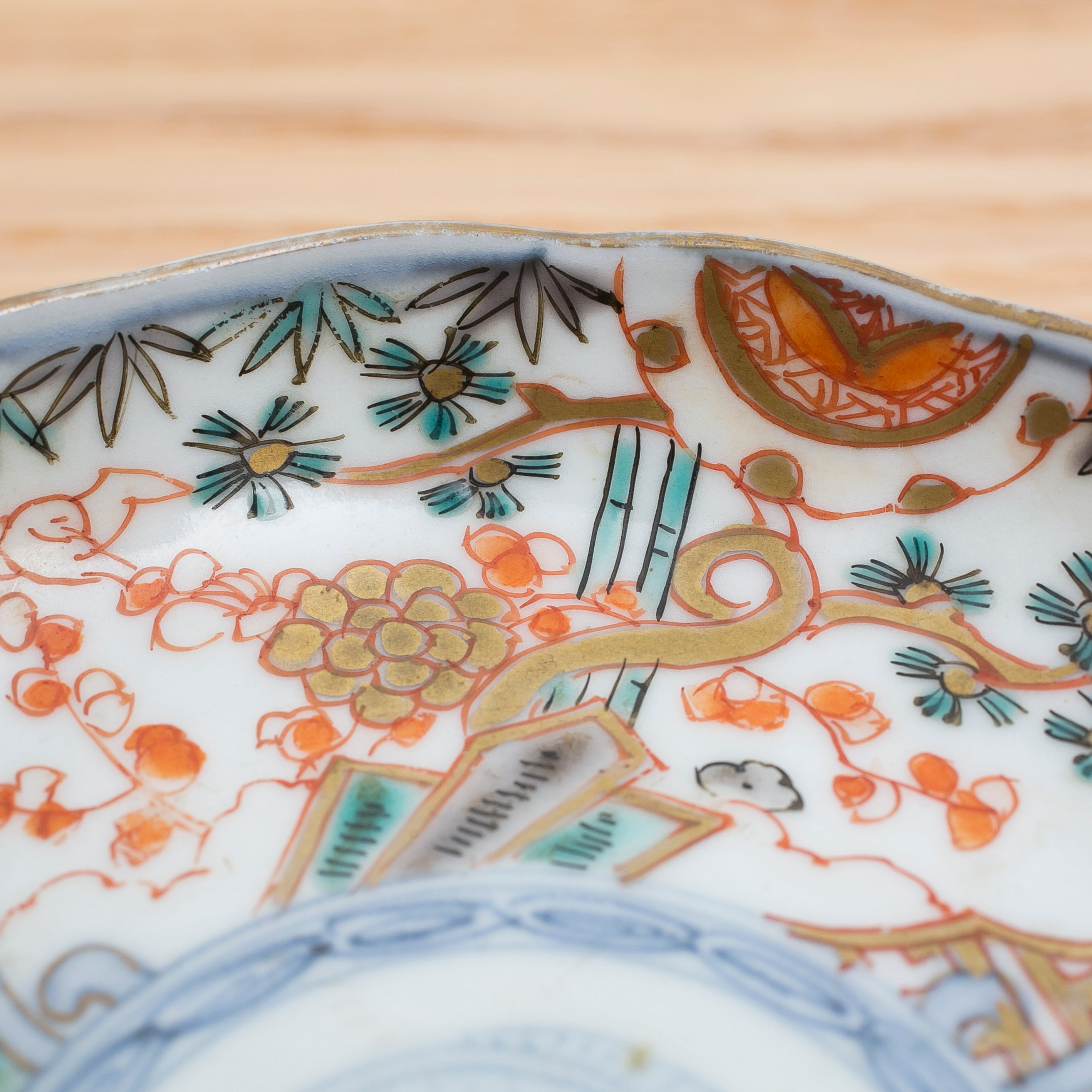 伊万里 色絵 花鳥図 輪花 手塩皿 龍 松竹梅 宝珠 霊芝 宝尽くし 角富