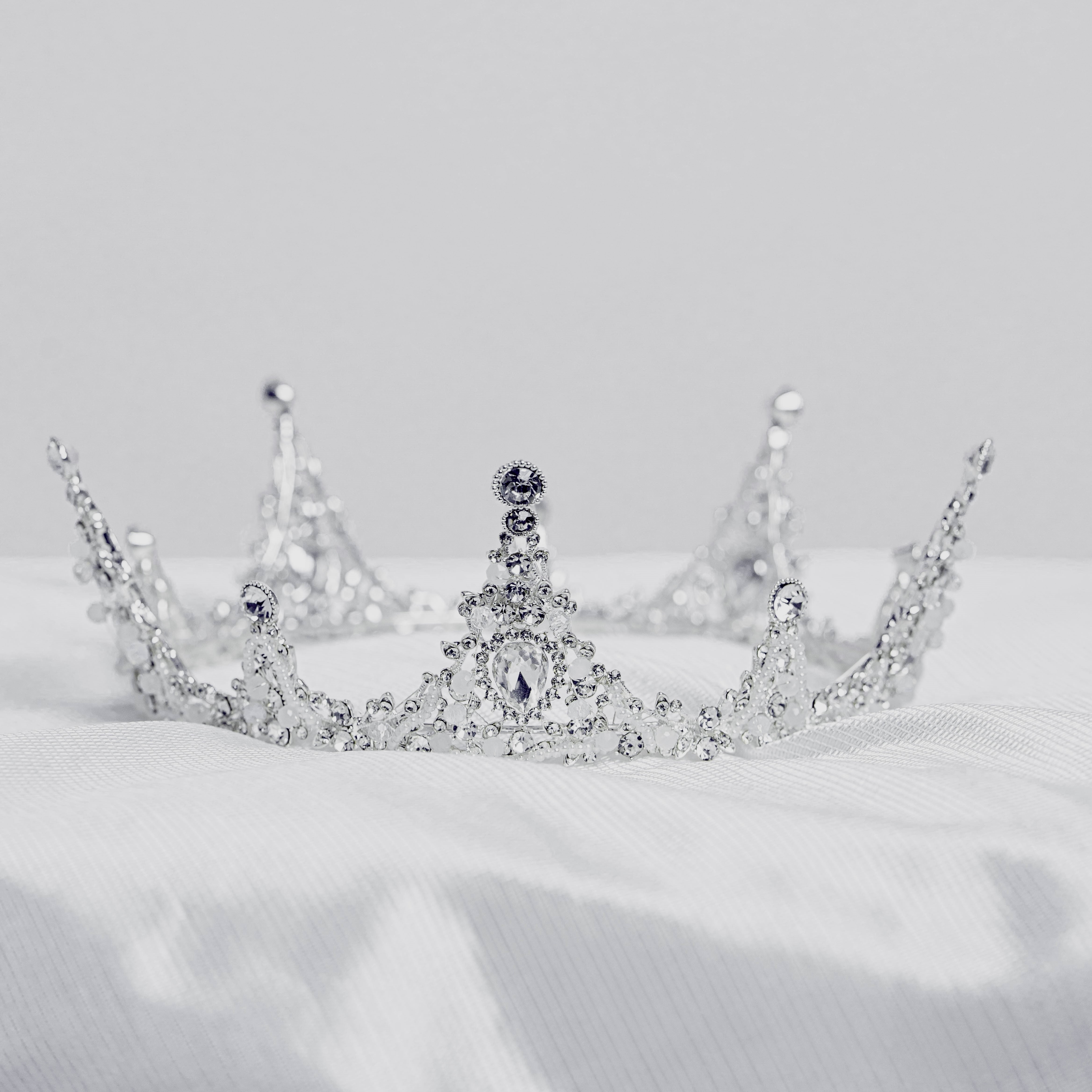 Ava クラウンティアラ | ウェディング・ブライダルアクセサリー