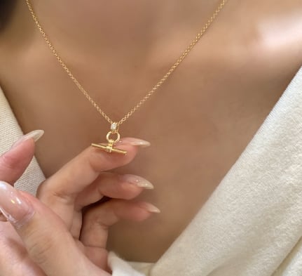 【金属アレルギー対応】18Kコート SILVER925 Tバー ネックレス / レトロモチーフ 上品 大人カジュアル