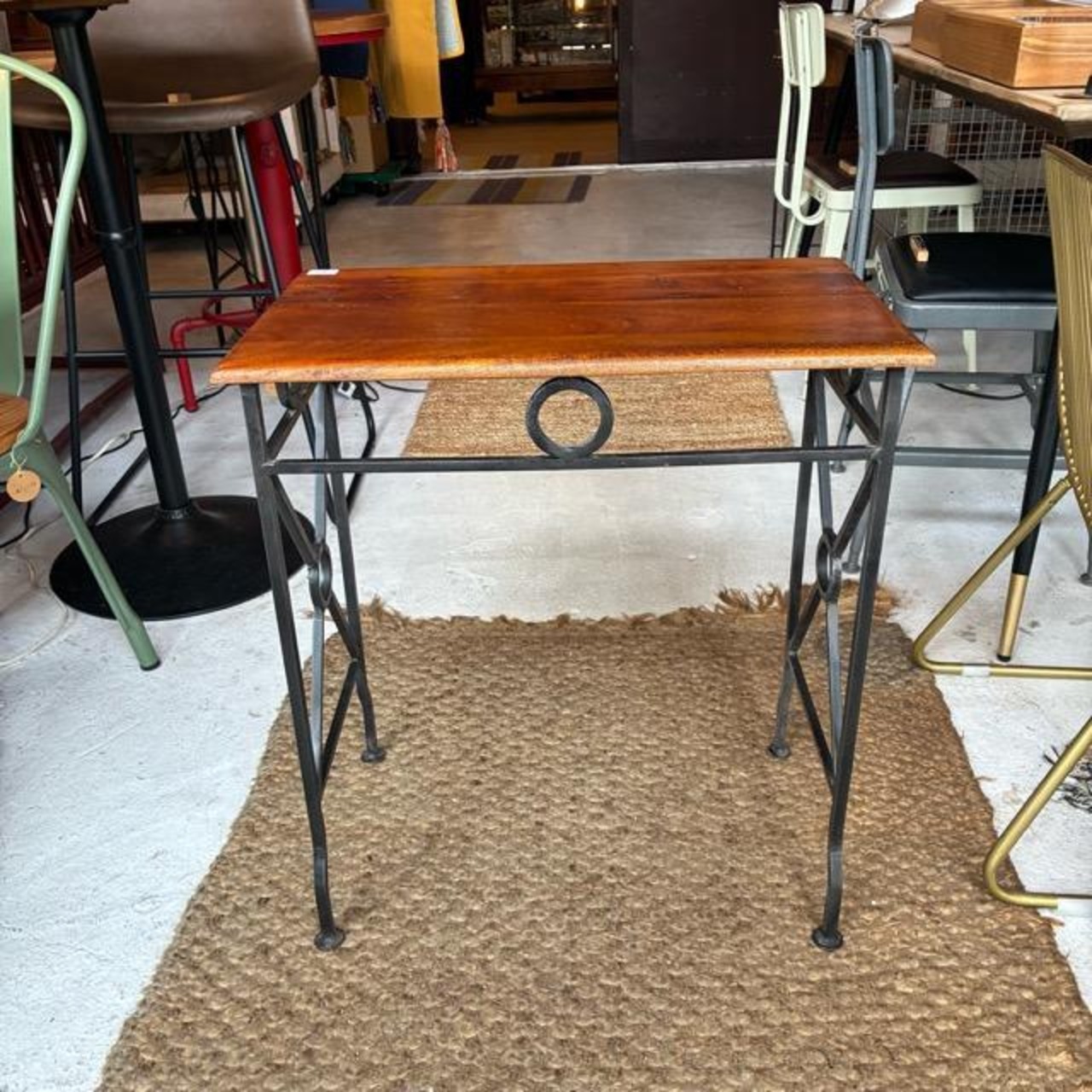 India Acacia wood & iron nesting table S W55×D33×H63cm　インド　アカシアウッド＆アイアンネストテーブル　S　サイドテーブル　鉄脚　木製