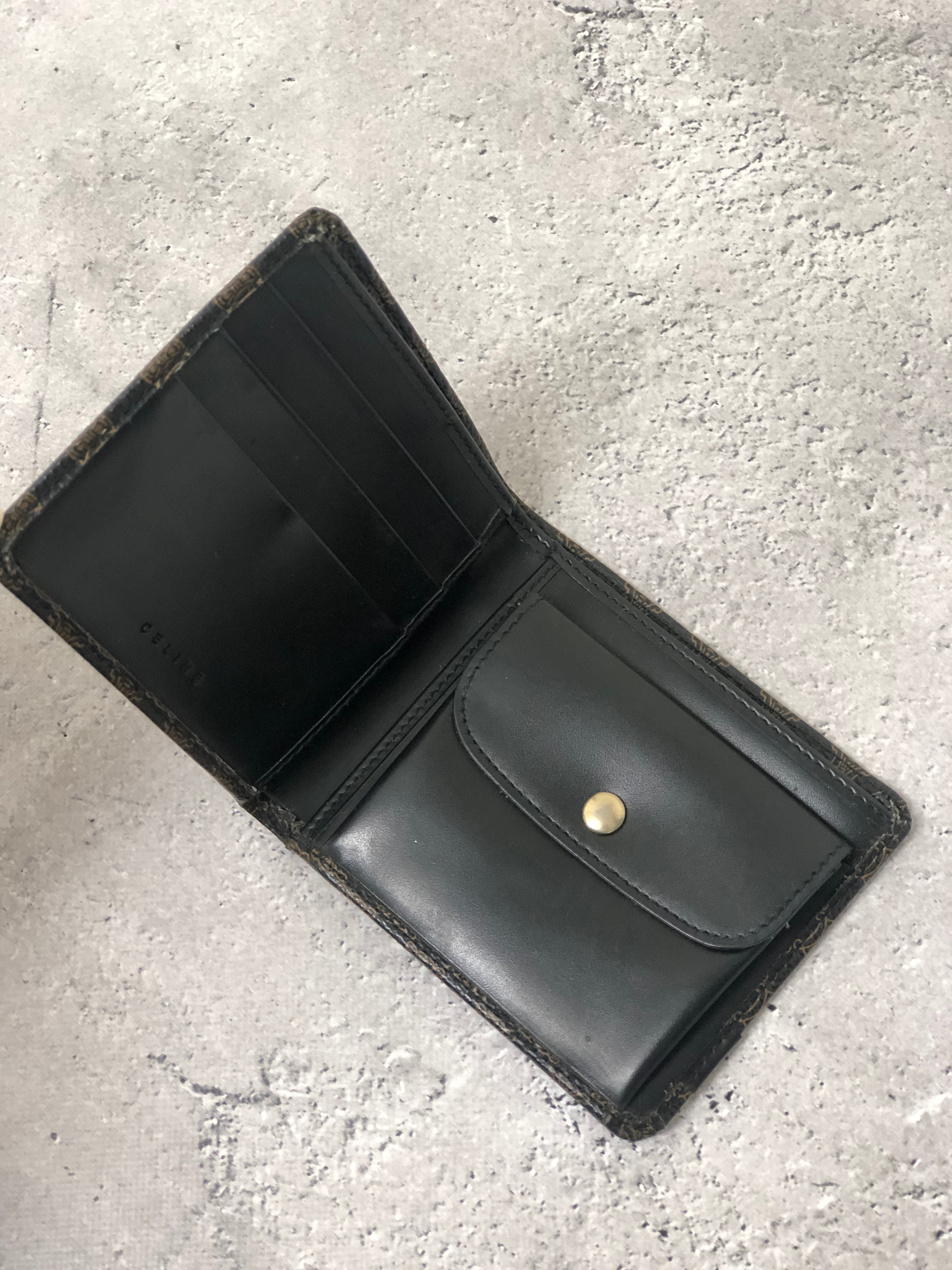 セリーヌ マカダム PVCレザー 財布 CELINE セリーヌ マカダム 財布 ブラック ロゴ PVCレザー 二