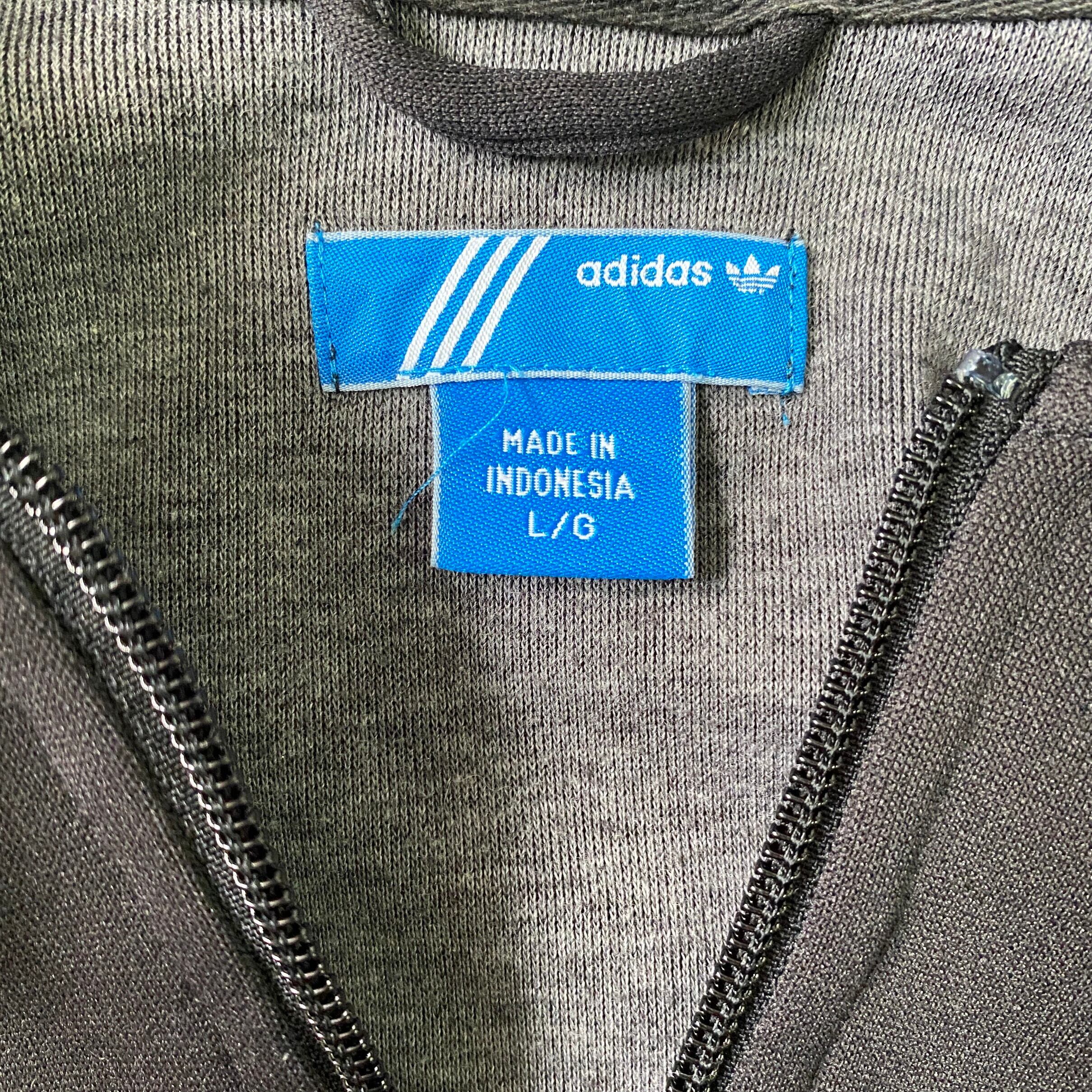 00年代 adidas アディダス ジャージ トレフォイル ロゴプリントトラック ジャージ ジャケット パーカー レディース? 古着 00s ヴィンテージ ビンテージ ブラック 黒 袖ライン【ジャージ・トラックジャケット】【autumn22】 cave 古着屋【公式】古着通販サイト アディダス スウェットブルゾン ジャケット プリントロゴ 古着