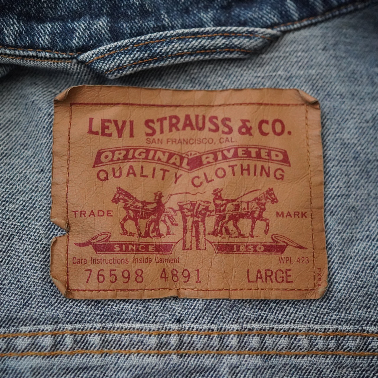 90s Levi's denim jacket