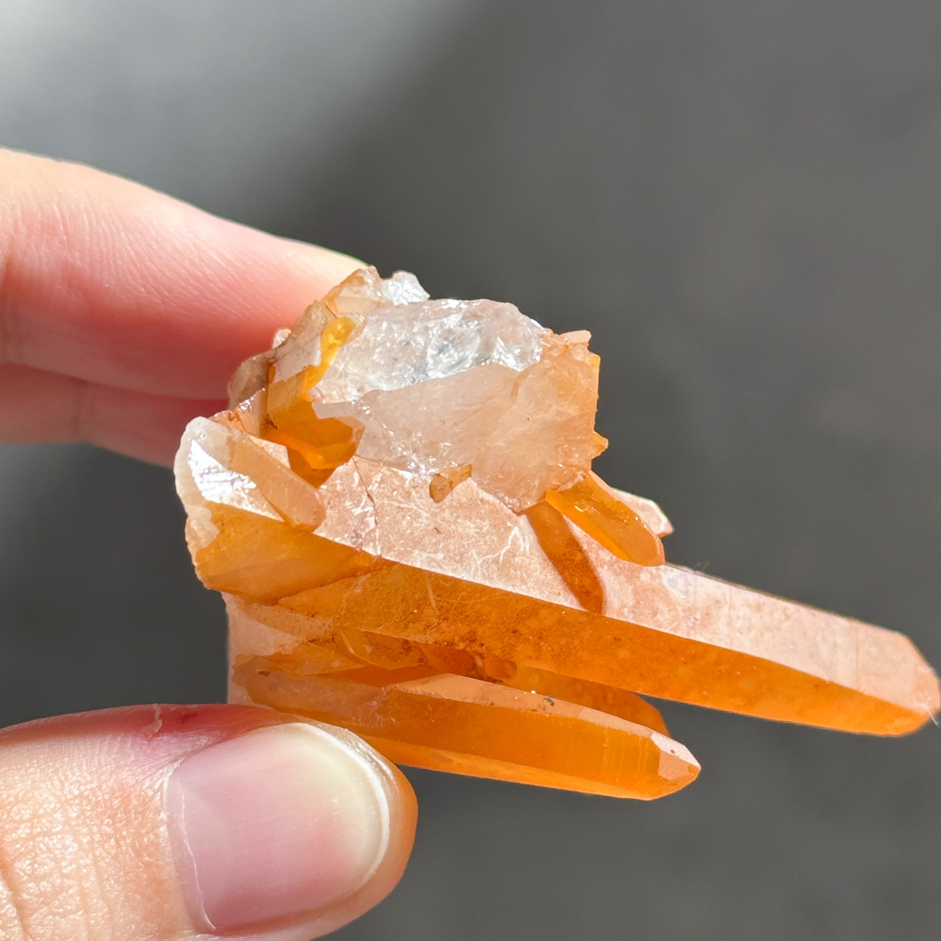 ミナスジェライス産タンジェリンクォーツ クラスター52◇ Tangerine