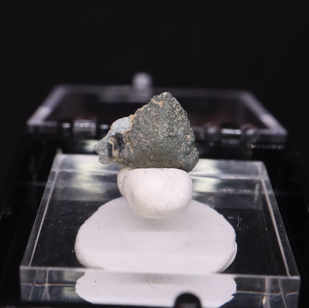 石化 ベニトアイト ストーニー ベニト石 0.4g BN249 鉱物 原石 天然石