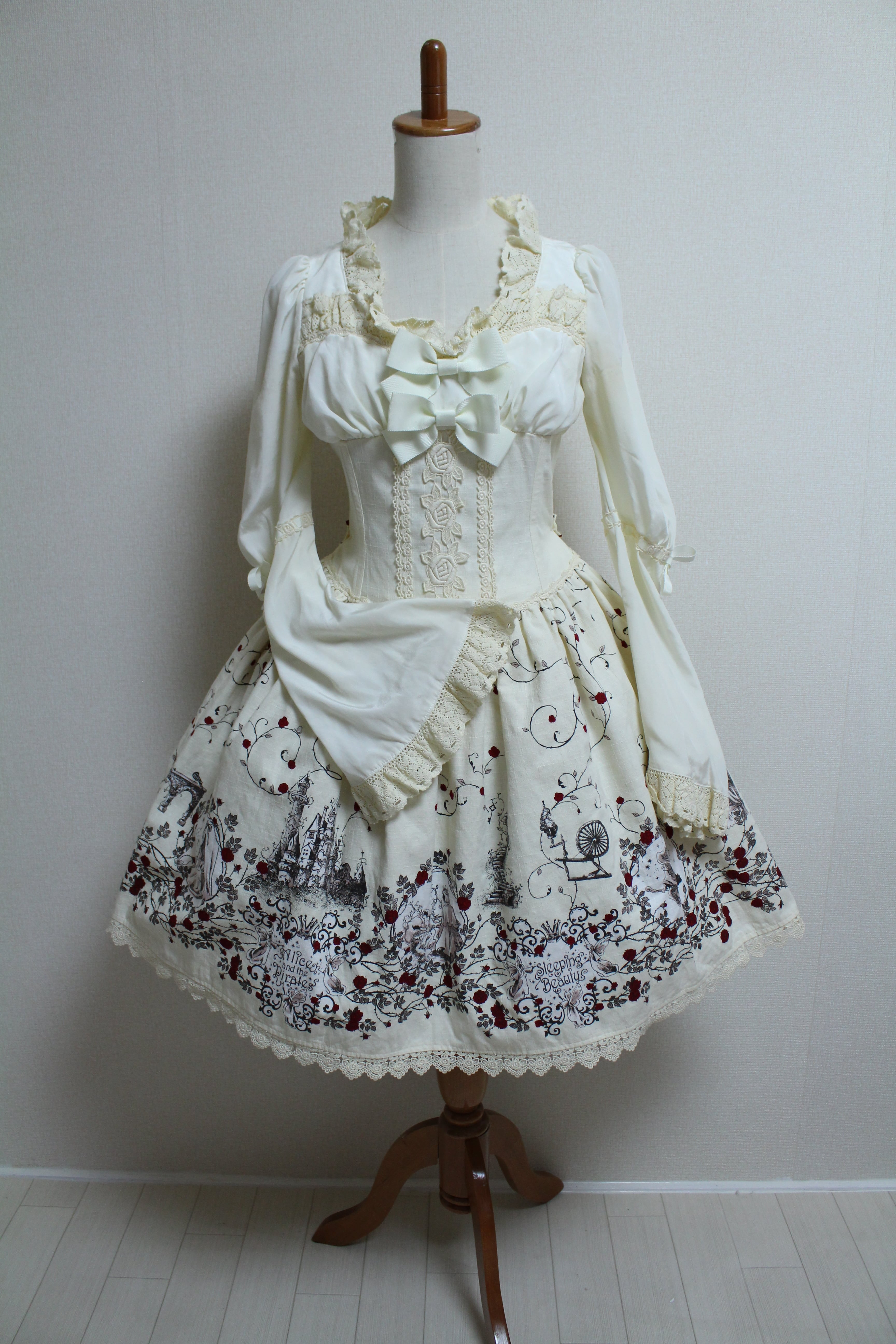 ALICE and the PIRATES Sleeping Beauty ワンピース