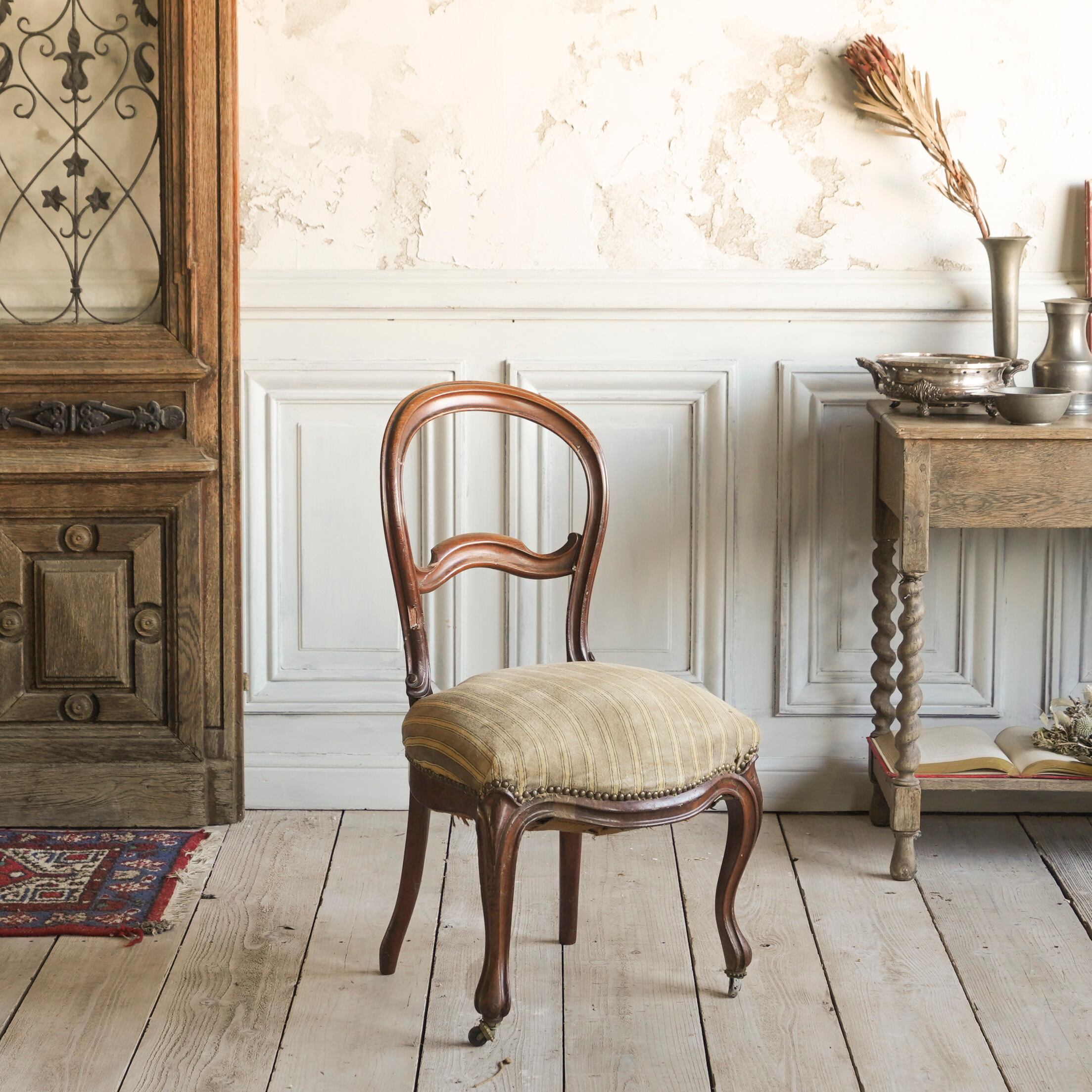 チェア/バルーンバックチェア/マホガン/ファブリック/キャスター付き/ディスプレイ用/椅子/イス