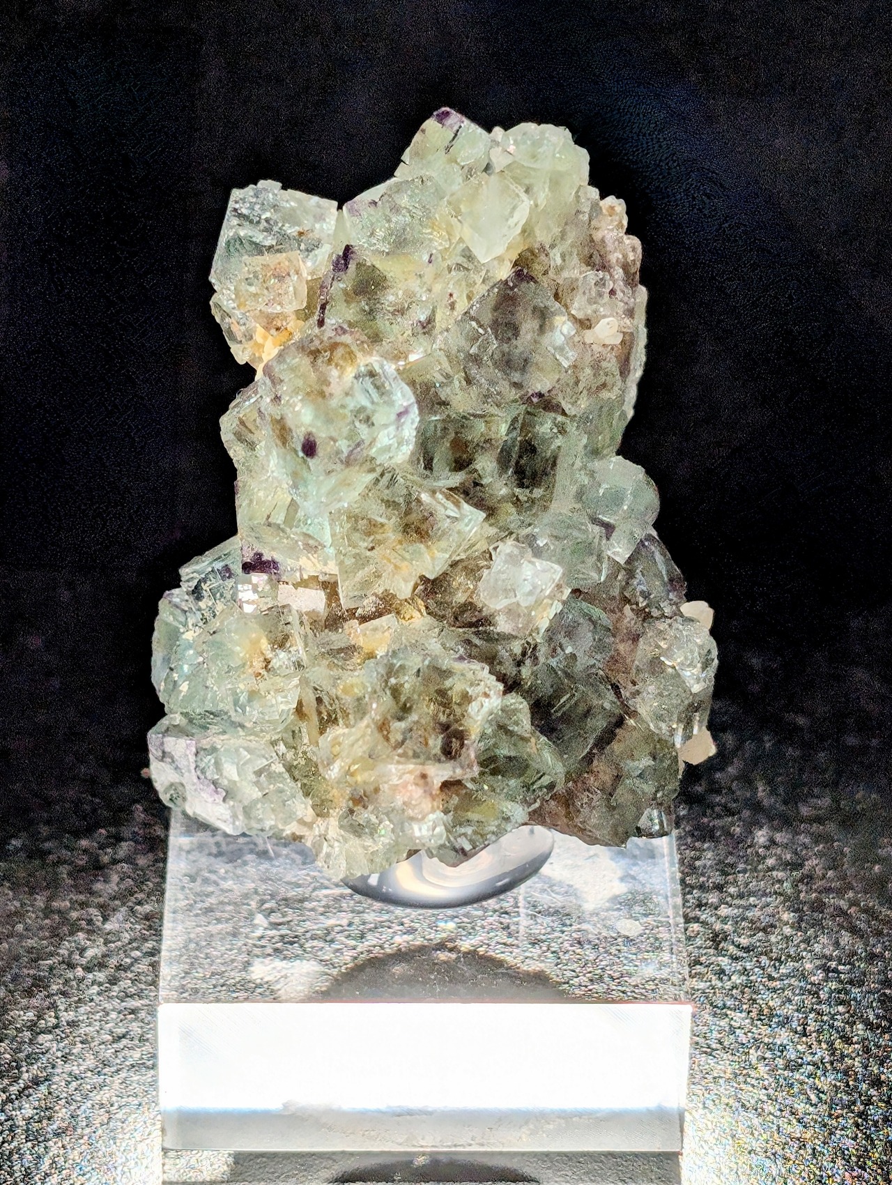 フローライト Okorusu Mine, Otjiwarongo, Namibia  S241044