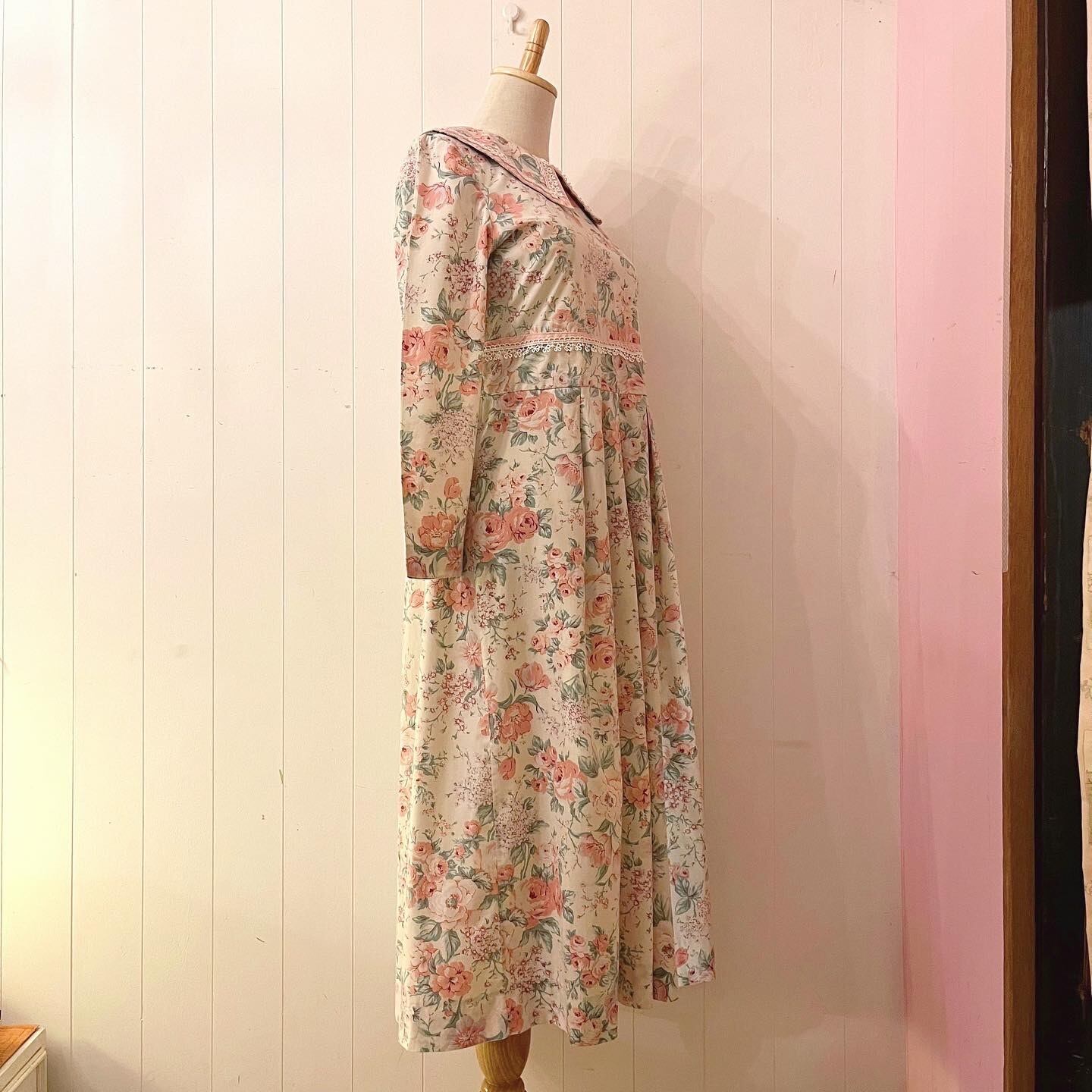 pink flower ribbon lace one-piece