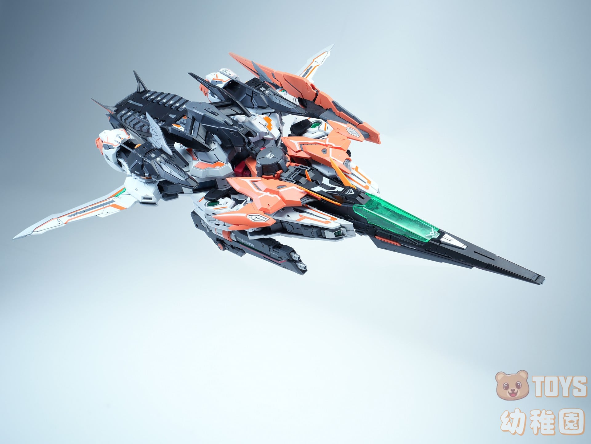 【専用】海外製　プラモデル　超兵計画 1/100 覚醒超兵 ハレルヤ 超兵計画】1/100 覚醒超兵 ハレルヤ 変形可能 発光 未組立 プラモデル