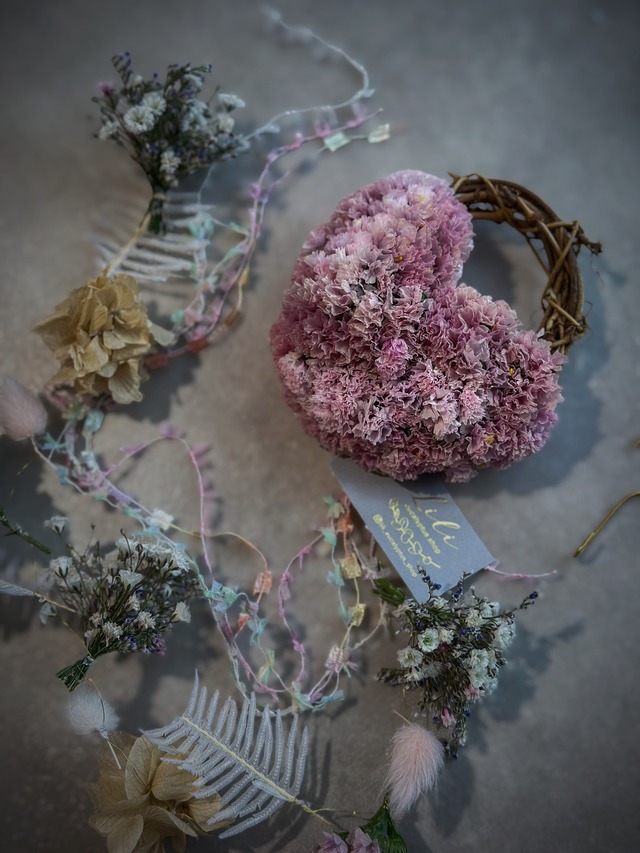 miniリースのフラワーモビール