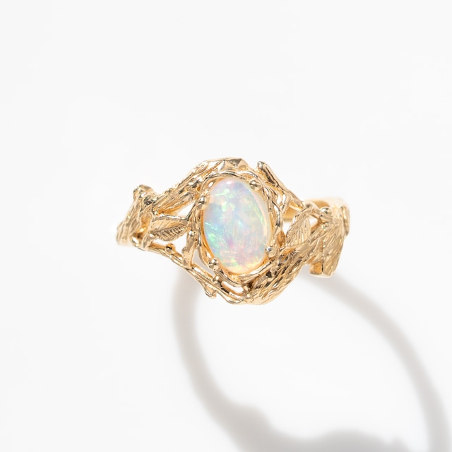 ホワイトオパール（リング）