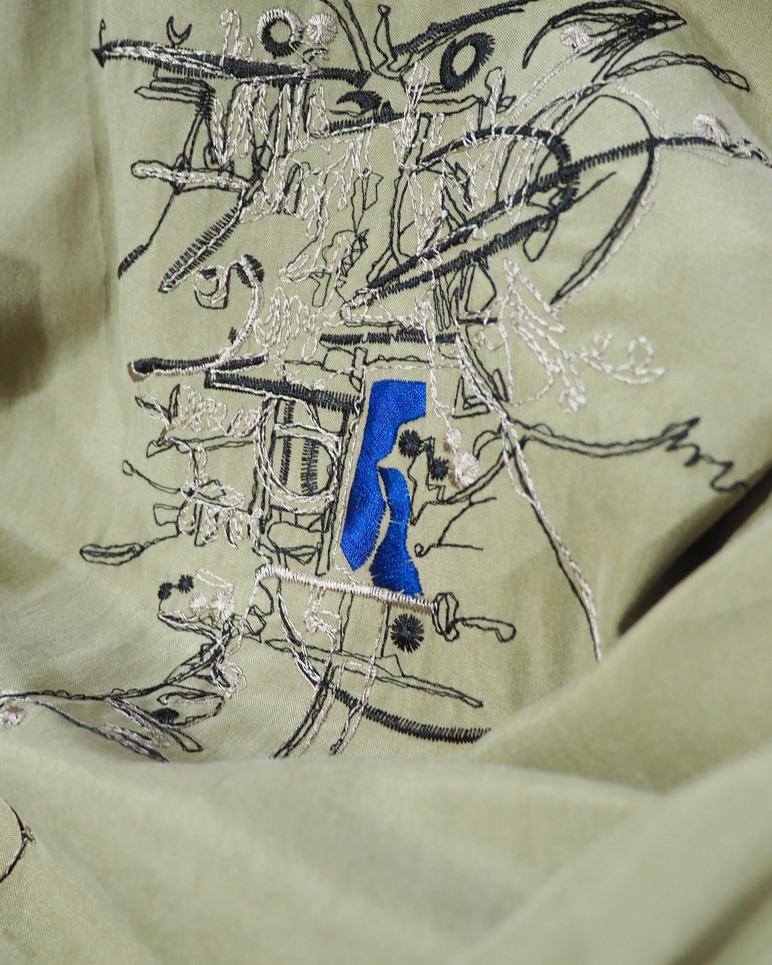 1980 - 90s " GOOUCH " Geometric Art Embroidery vintage Drape loose Silk shirt