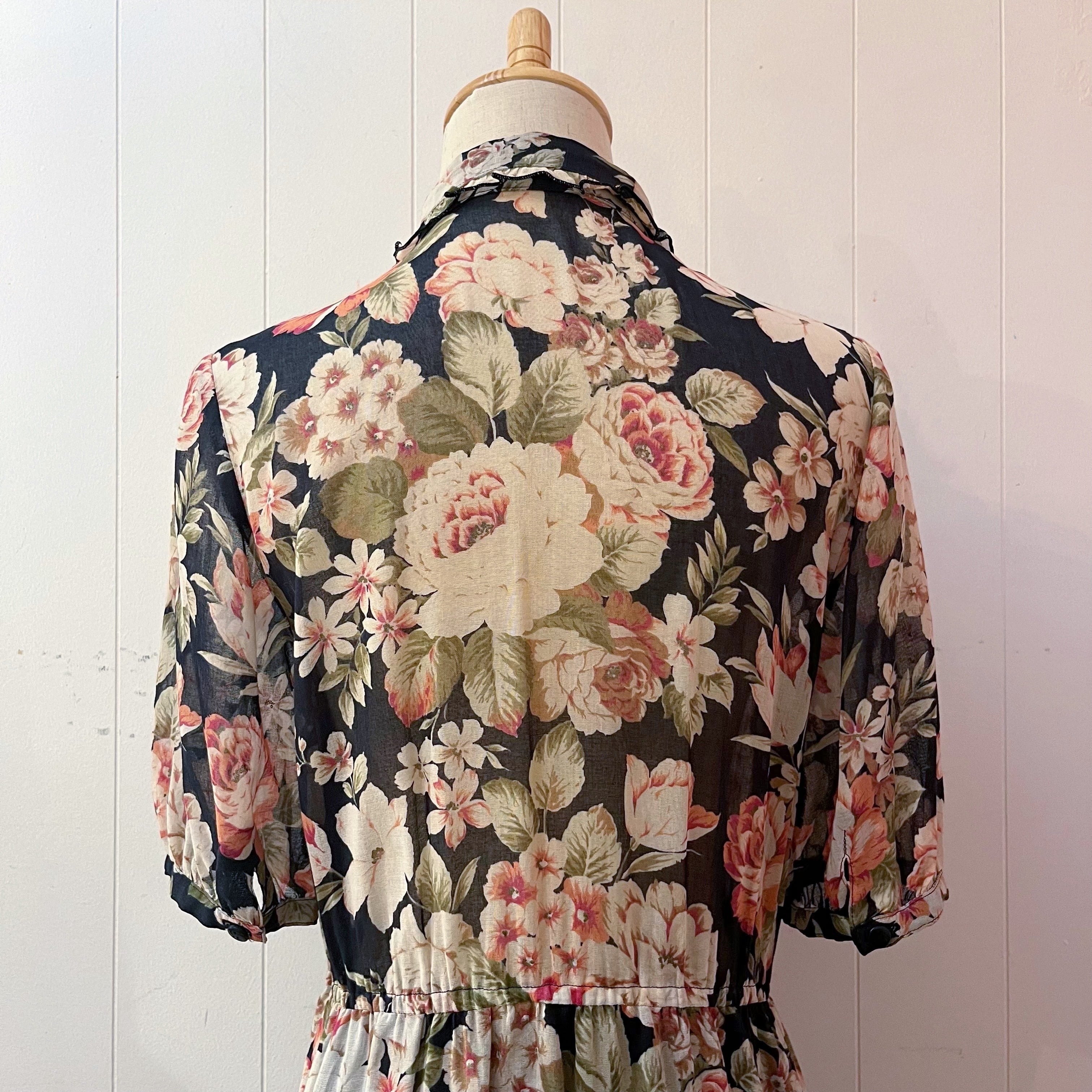 black sheer flower gather one-piece