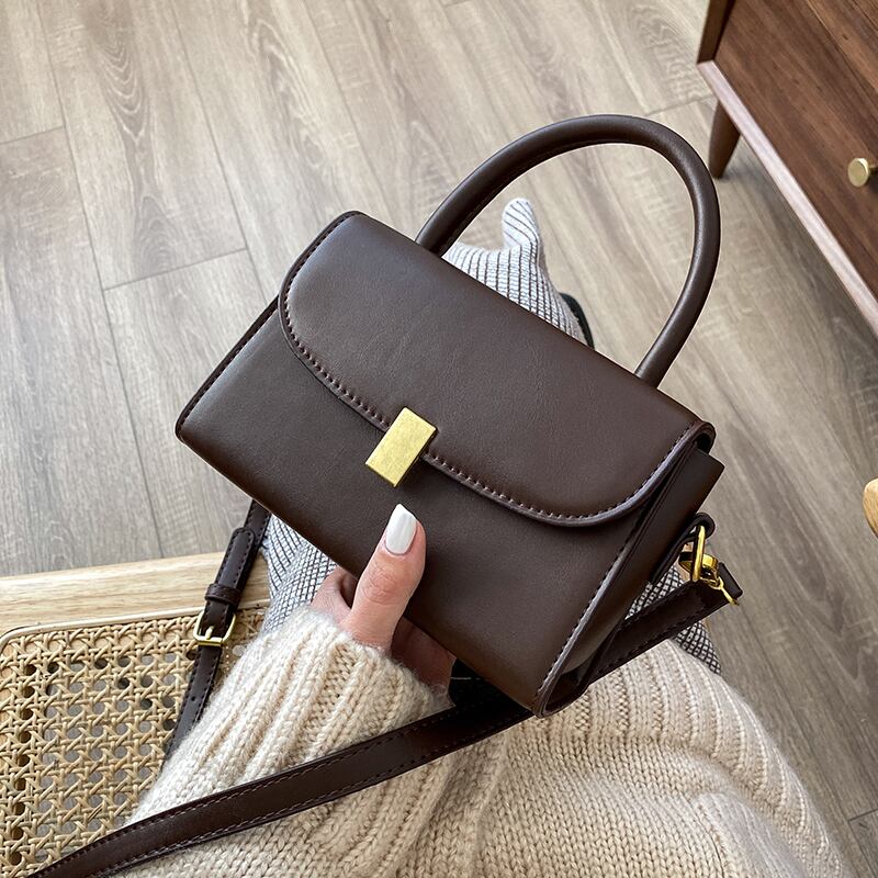 スタイルオータムウィンタースタンダード レトロ 秋物 冬物 スクウェア メッセンジャーバッグ 手作りハンドバック22309656677