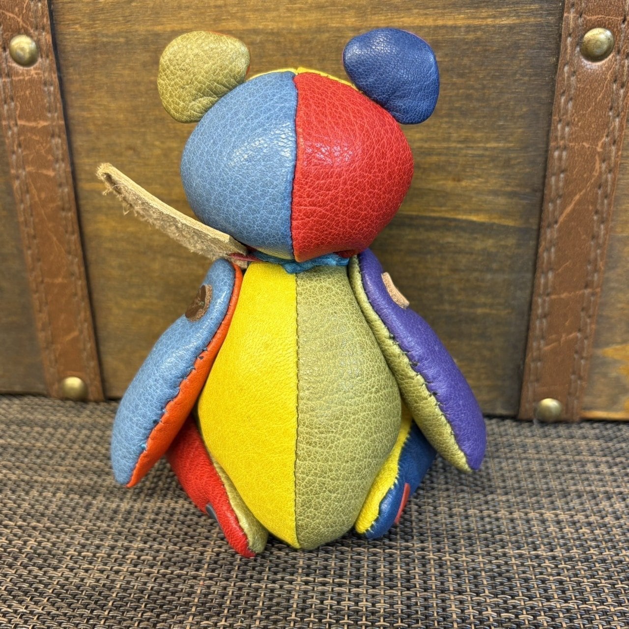 【ジビエレザー鹿革】のベルベア★マイスターの手作り「ベルズベア」スペシャルカラフル　写真の1点販売です