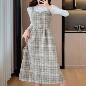 【送料無料】 ロングワンピ ひざ丈 ミモレ ゆったり ゆる 長袖 Aライン フレア プルオーバー ボタン 薄手生地 可愛い 大人可愛い きれいめ シンプル カジュアル コンサバ 華やか 大人 上品 おしゃれ お洒落 レトロ こなれ感 フェミニン ガーリー チェック柄 春 レディース 女性用 10代 20代 デート お出かけ 女子会 お呼ばれ 休日 お茶会 授業参観 着回し 普段使い ファッション コーデ スタイル 楽ちん 体型カバー 垢抜け ベージュ 大人カラー ニュアンスカラー