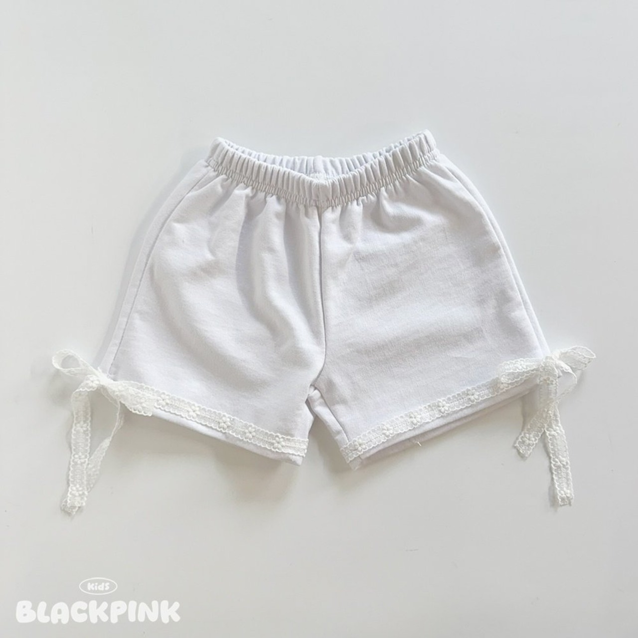 [BLACKPINK] Candy Lace Shorts / [블랙핑크] 캔디레이스반바지