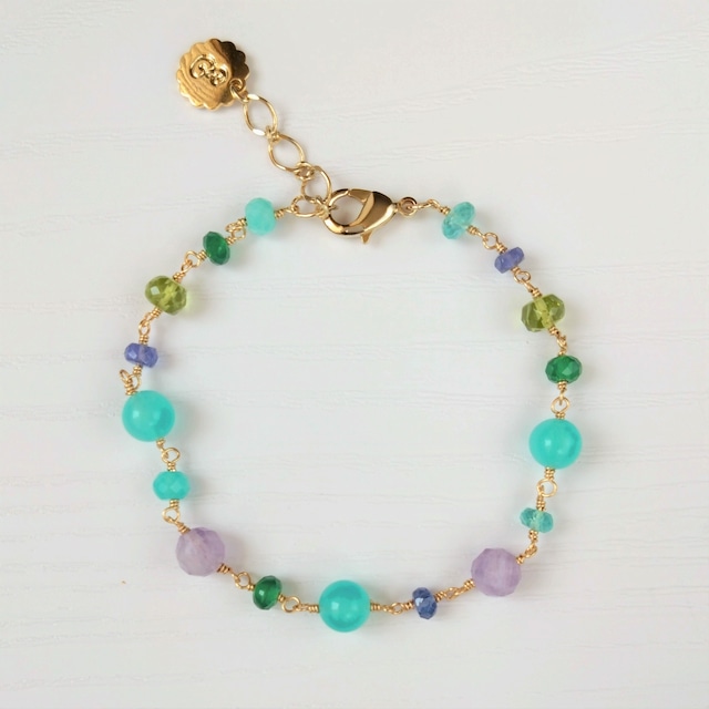 Multi color bracelet 056