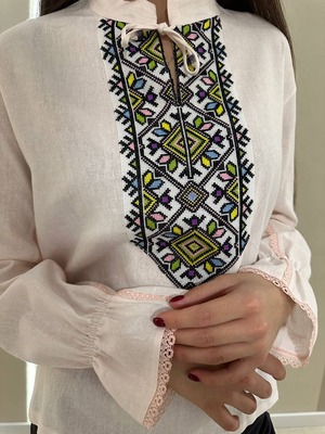 手刺繍ヴィシヴァンカ 多元色　レディース・フリーサイズ