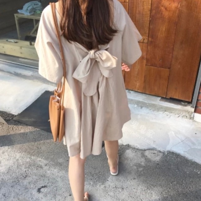 即納 ワンピース バック リボン 韓国 韓国ファッション 韓国コーデ 可愛い かわいい 背中 開き バックデザイン ゆったりシルエット 体型カバー 韓国系 オルチャンファッション ワンピ 大きめ Ashop Iphoneケース アクセサリー ファッション 即納 ワンピース バック リボン 韓国 韓国ファッション 韓国コーデ 可愛い かわいい 背中 開き バックデザイン ゆったりシルエット 体型カバー 韓国系 オルチャンファッション ワンピ 大きめ Ashop Iphoneケース アクセサリー ファッション