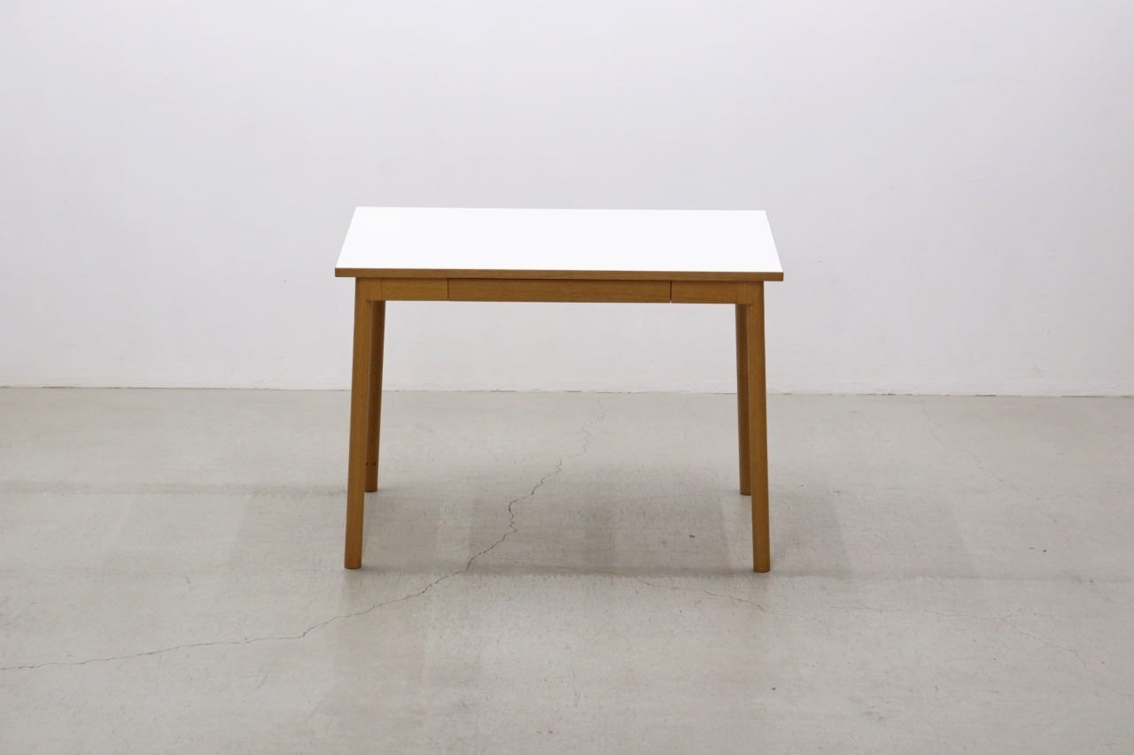 ダイニングテーブル STILT TABLE 1000 White idee テーブル