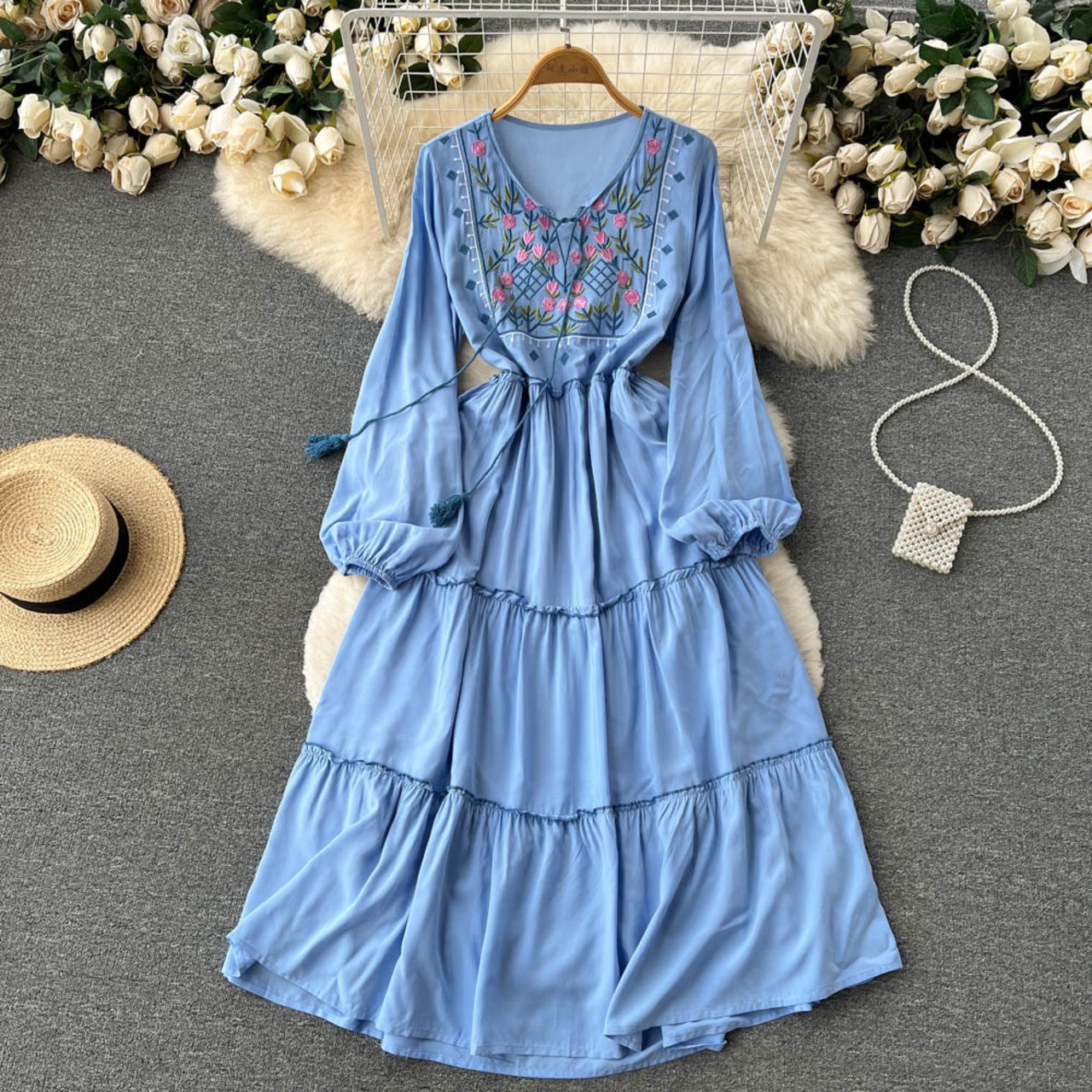 SALE 送料無料 ◇ D1485 フラワー 刺繍 フリンジリボン バルーン  