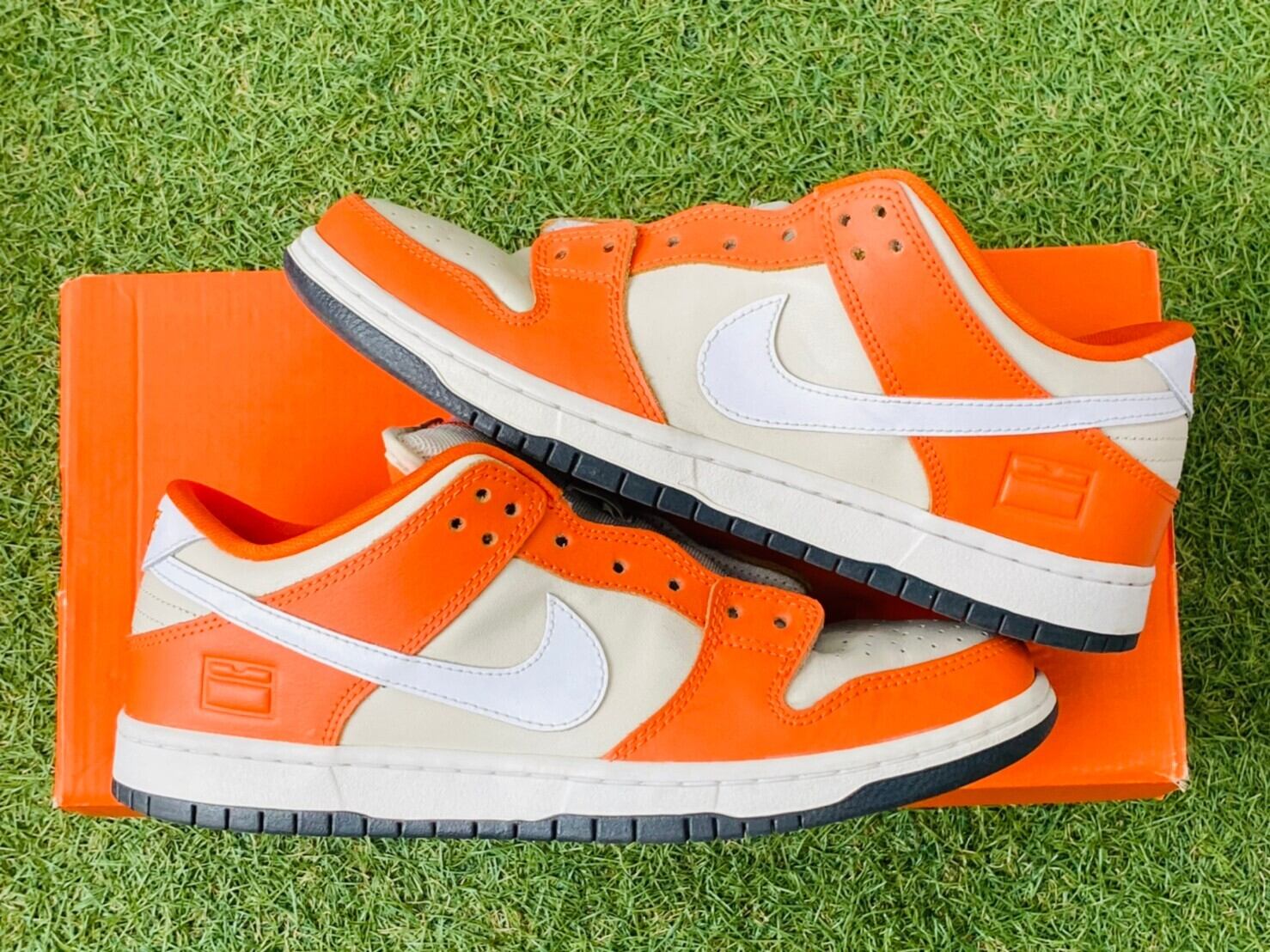 Nike SB Dunk Low “Orange Box” 313170-811