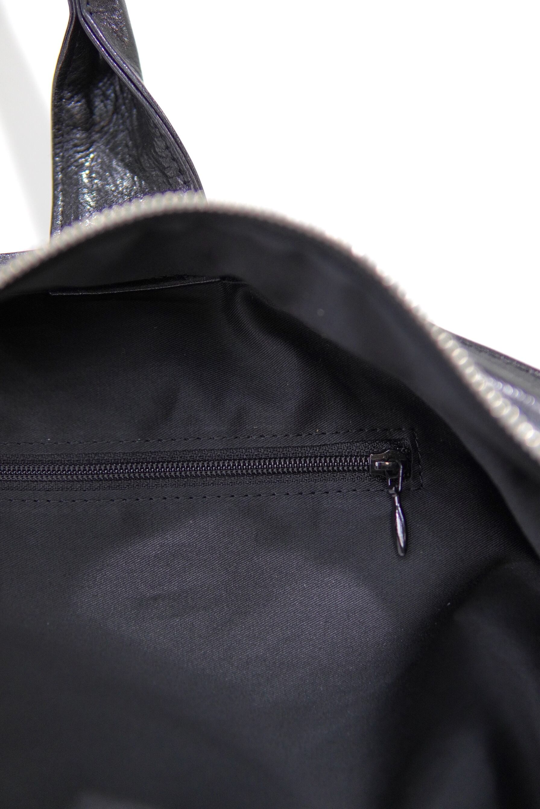 OUAT / HALF OFFICE TOTE / BLACK | POETRY