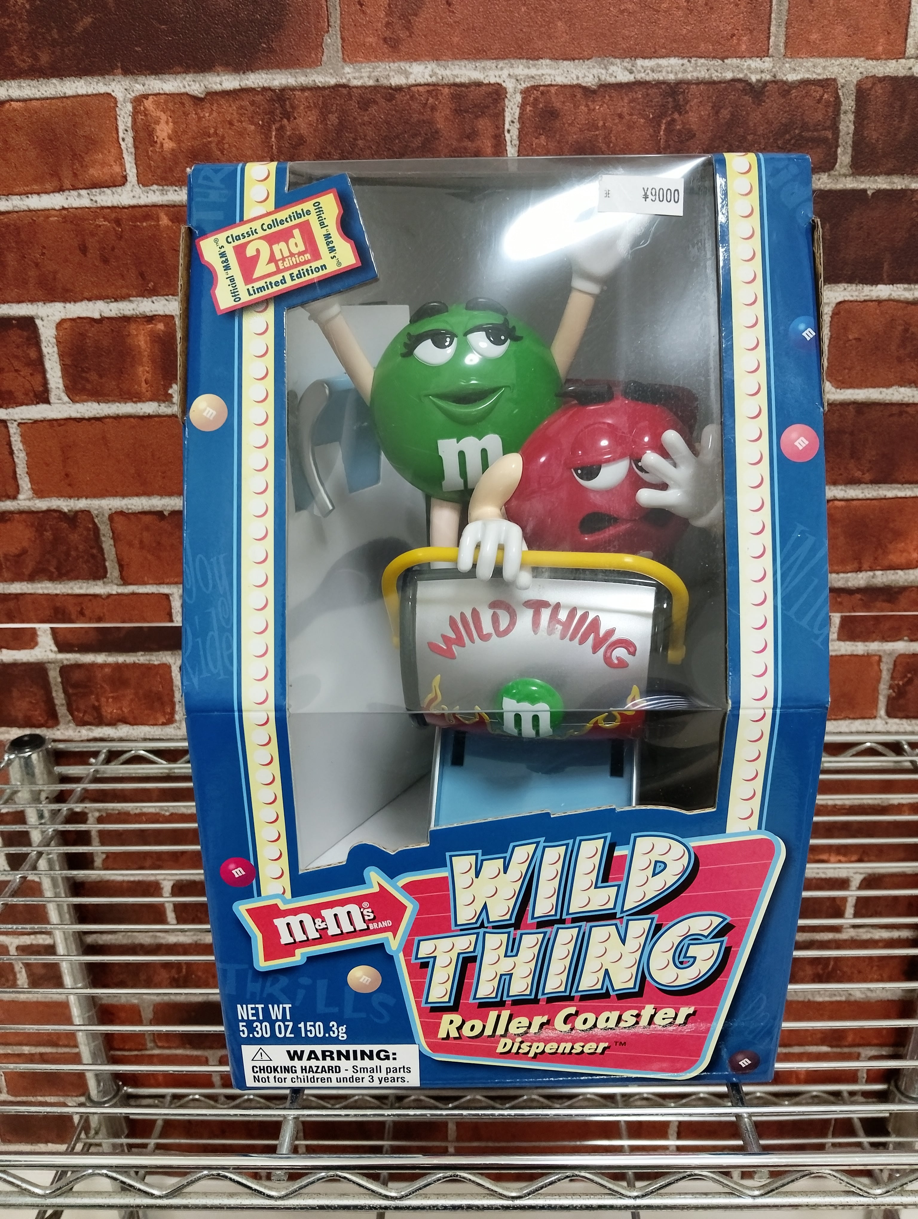 m&m Endangered wildlife banks 貯金箱 イルカ M&M's Endangered wildlife banks 貯金箱 - メルカリ