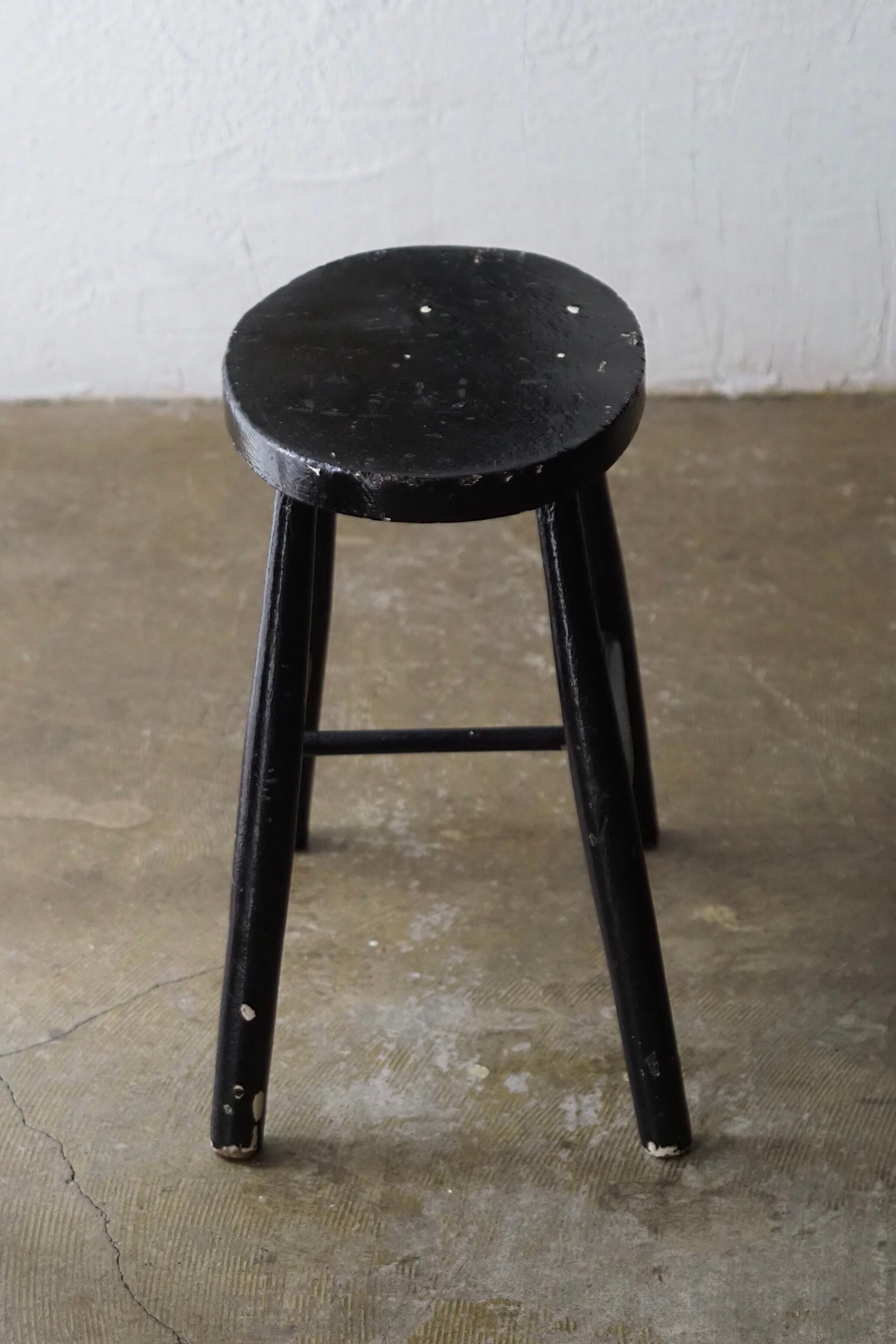 楕円の黒いスツール-antique oval black stool | アンティーク