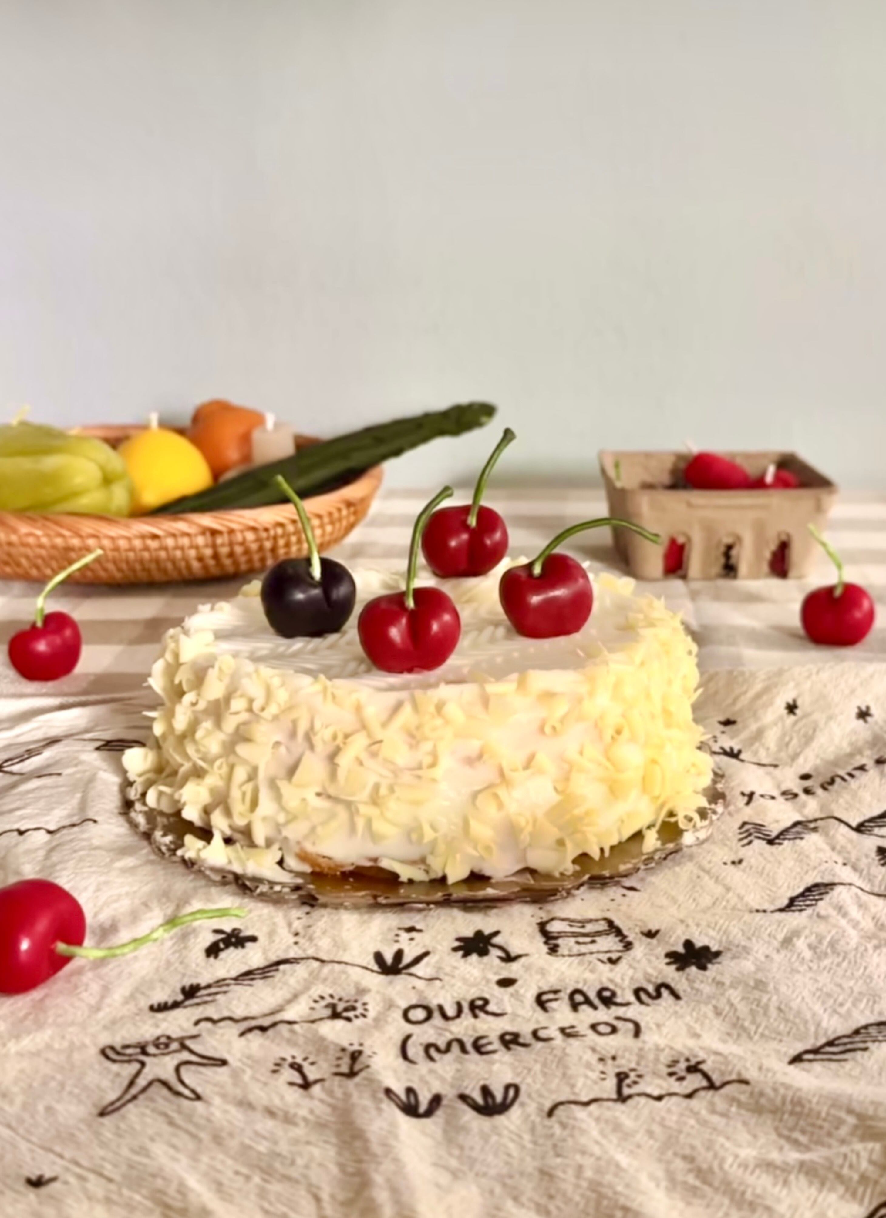 100% Beeswax チェリーキャンドル Cherry Candles | LALA California