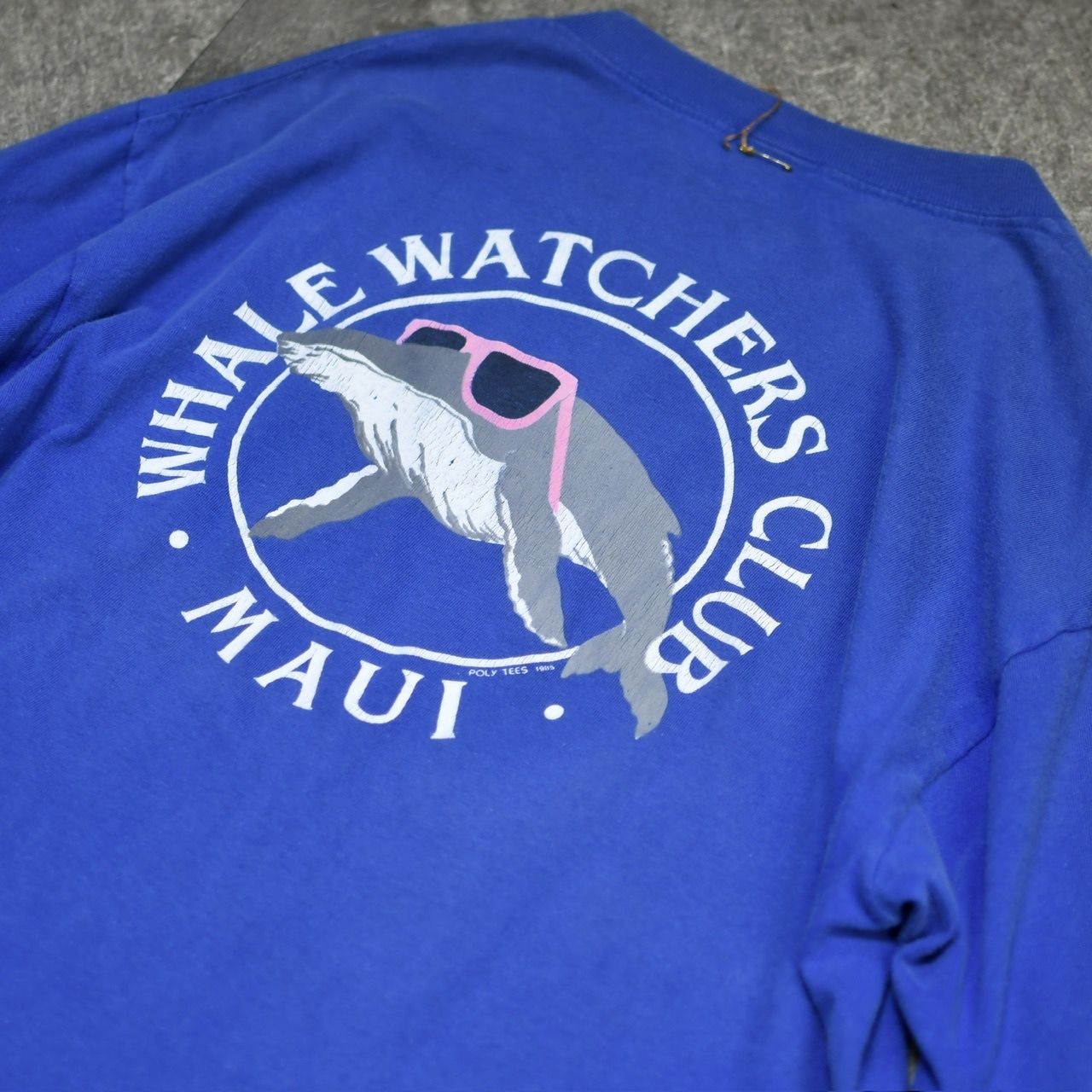 85's Whale watchers club print tee