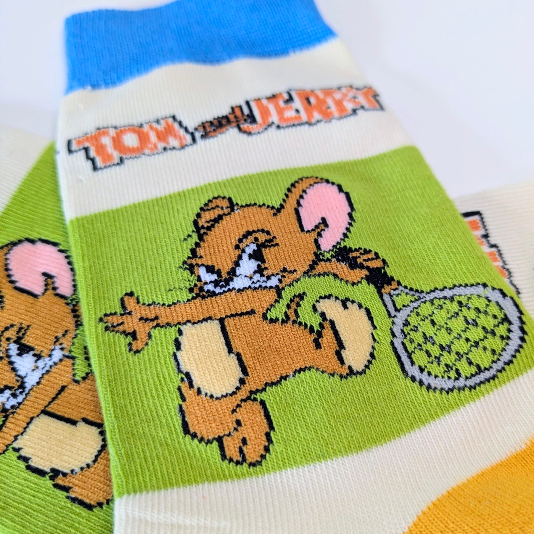 ♧【 crew socks / クルーソックス 】Tom and Jerry ( トムとジェリー ) / トムジェリ / 靴下 / フリーサイズ〚アメリカン雑貨 アメトイ〛