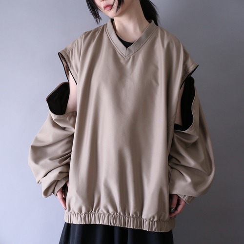 "3-way" sleeve zip joint design over silhouette pullover