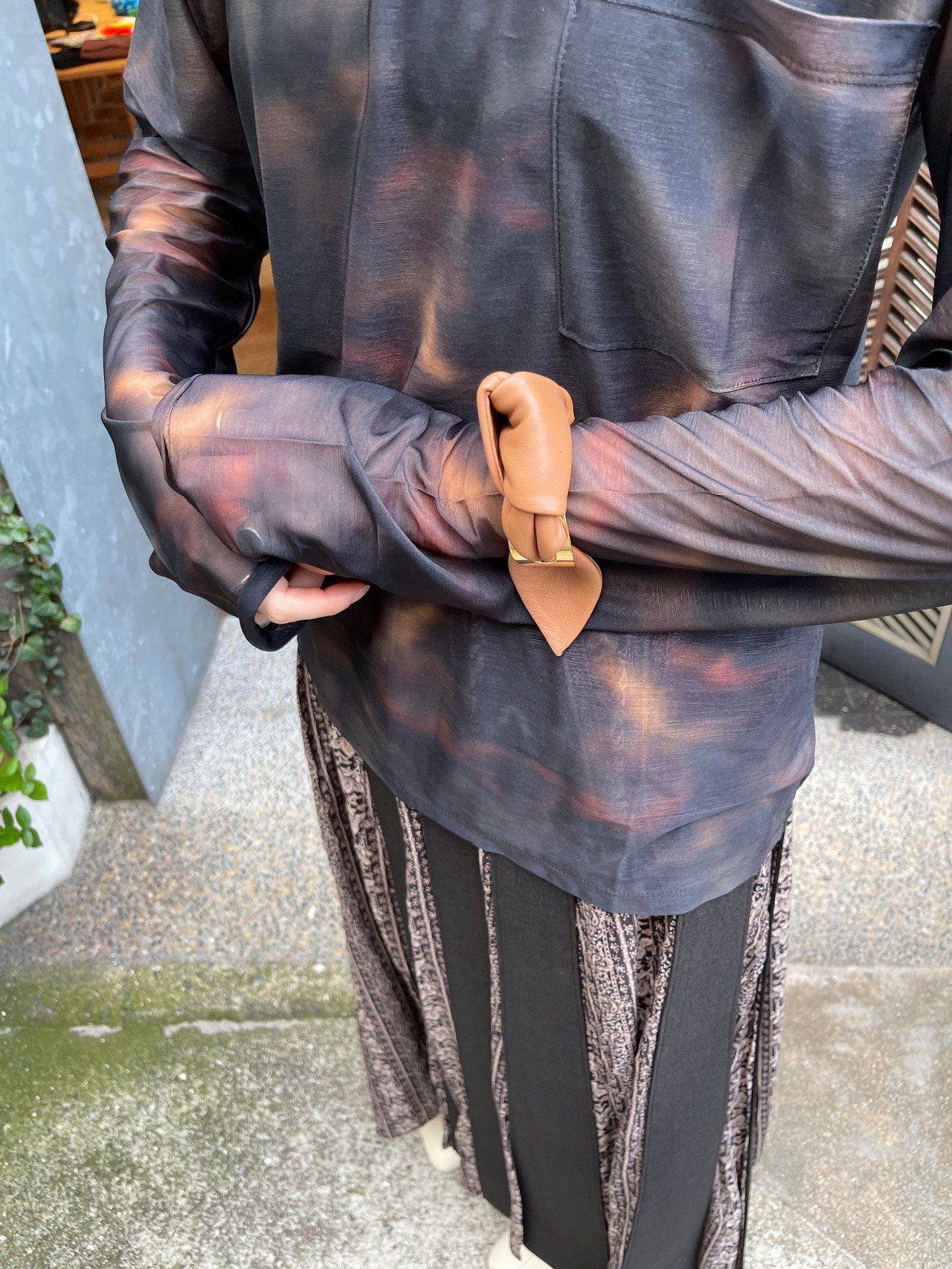 FUMIE TANAKA フミエタナカ/ crossbar bangle - 2