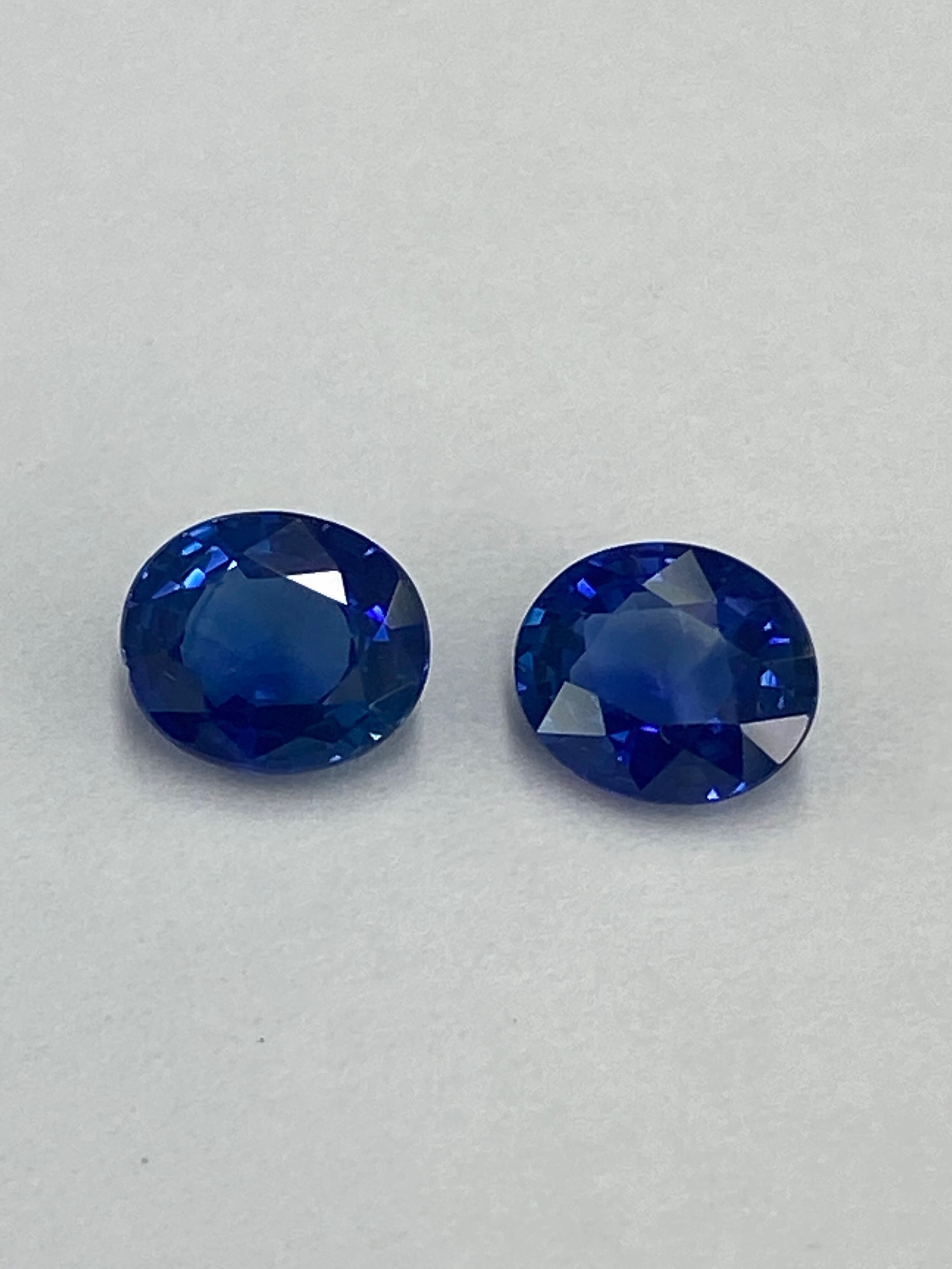 コーンフラワー　ブルーサファイア　AIGS鑑別付き　イヤリング用ペア　0.75ct/0.77ct