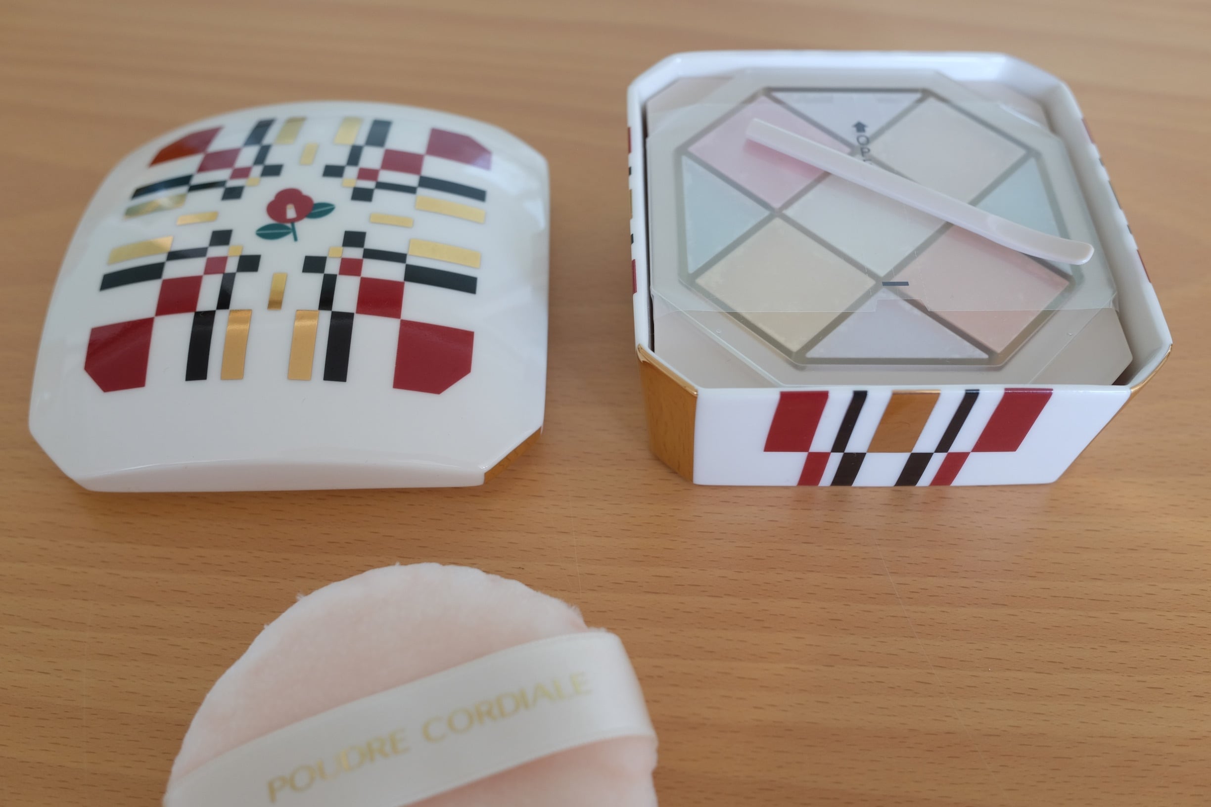 資生堂 花椿CLUB プードル コーディアル おしろい 新品 未開封品