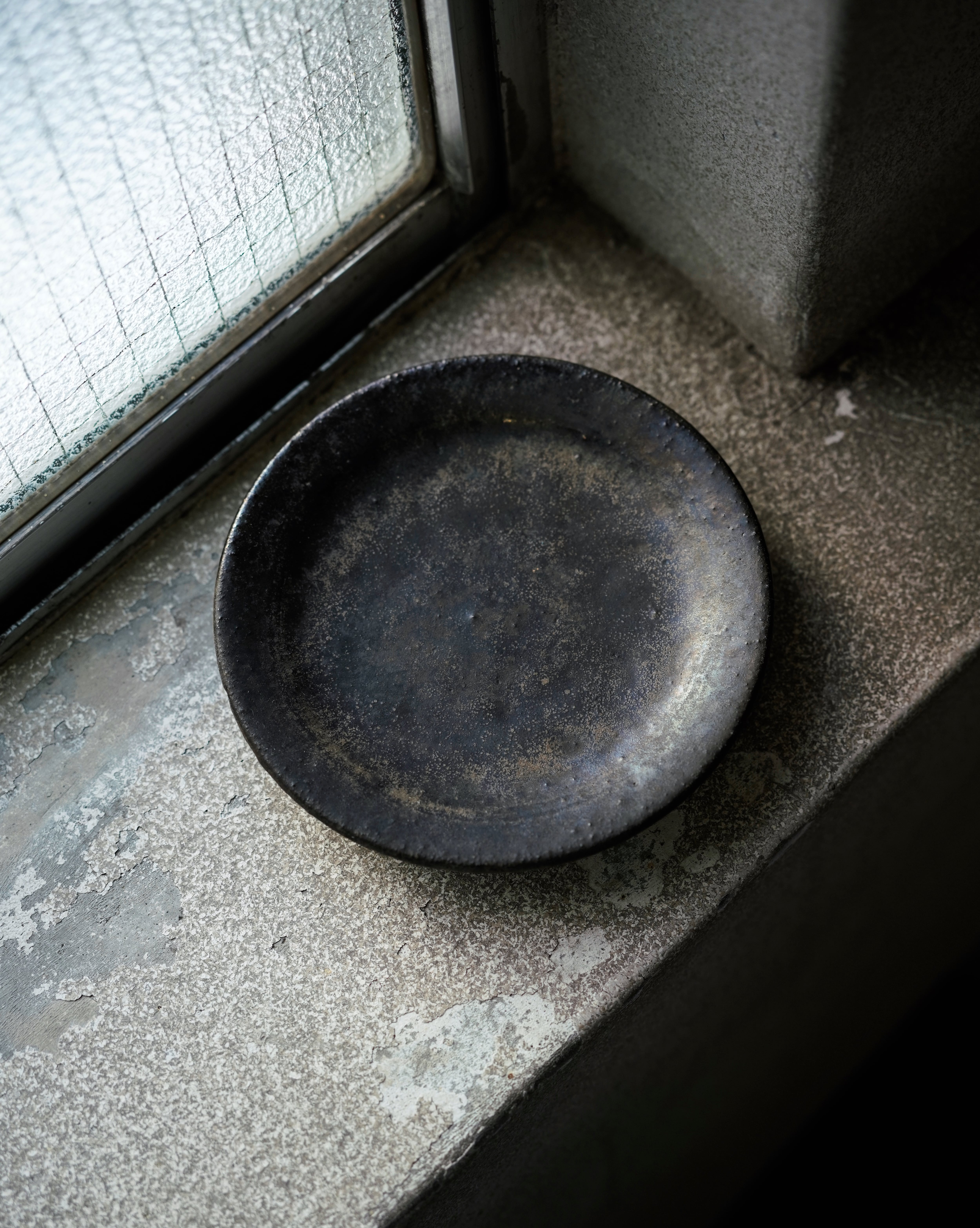 飛騨鉄釉4寸皿 / 市川恵大