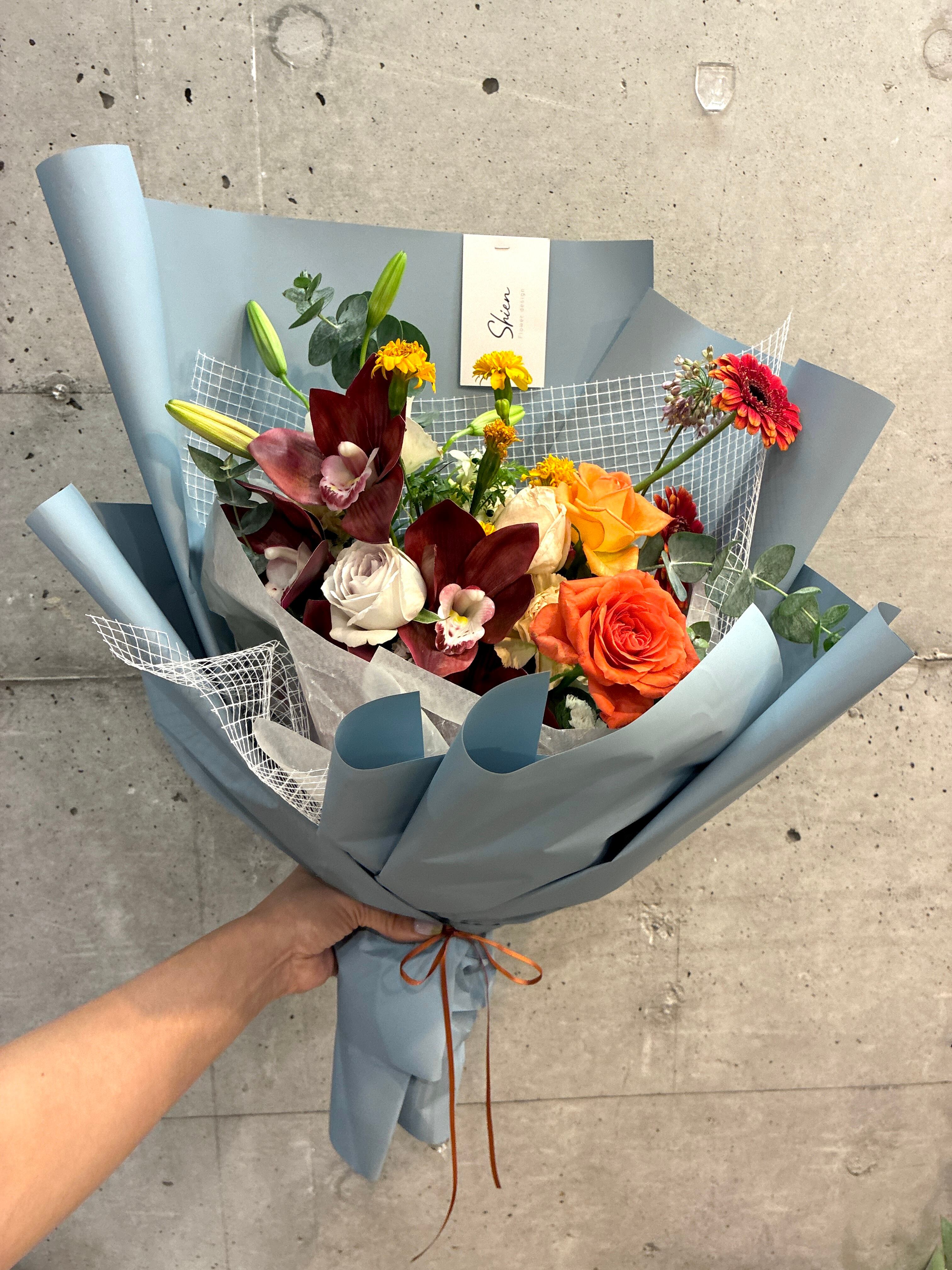 シンビジュームのハイブリッドブーケ11000