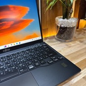 \ 公式ショップ限定価格❣️/ 2022年モデル《超軽量》LIFEBOOK U9312/KX フルHD メモリ8GB SSD256GB 第12世代 ノートパソコン 安心サポート&3ヶ月保証付き