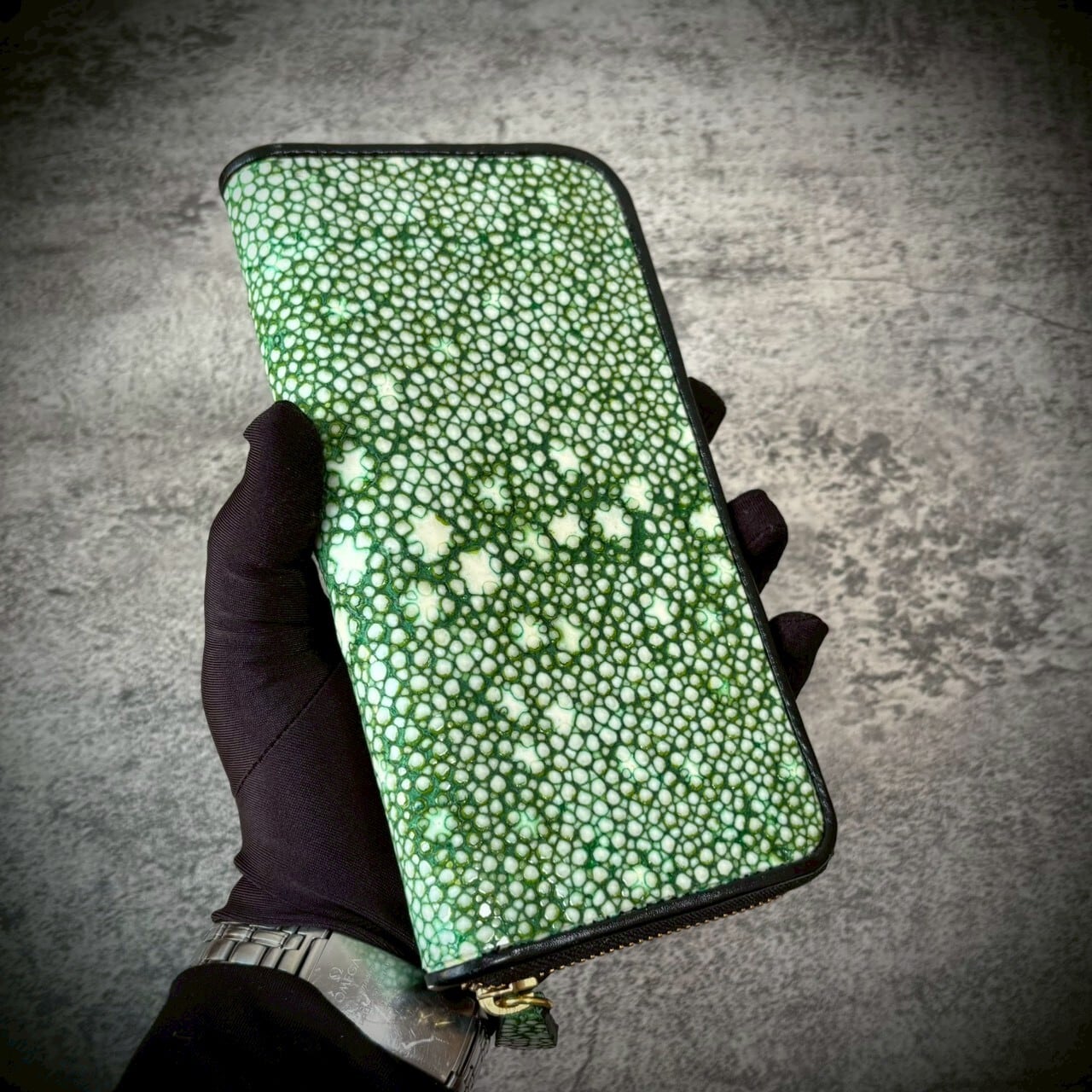 スタースティングレイ 長財布 エイ革 一枚革 ガルーシャ 梅花皮