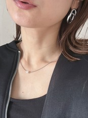 ボリュームツインループピアス