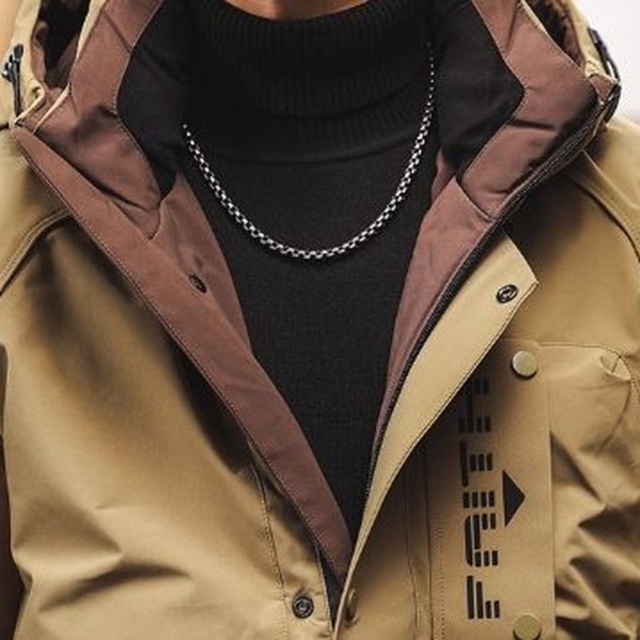 Hooded Patch Pocket Hip-Length Down Jacket ◇2color H0930