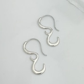 Kai /  Wave Pierce Pohoiki