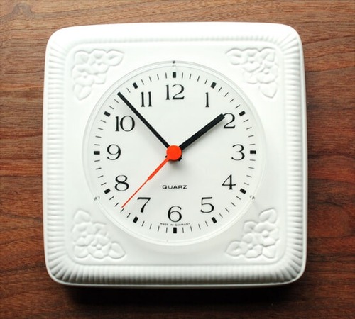 ドイツ製 陶器フレーム 壁時計 電池式 ヴィンテージ 壁掛け時計 アンティーク キッチンクロック ig1370