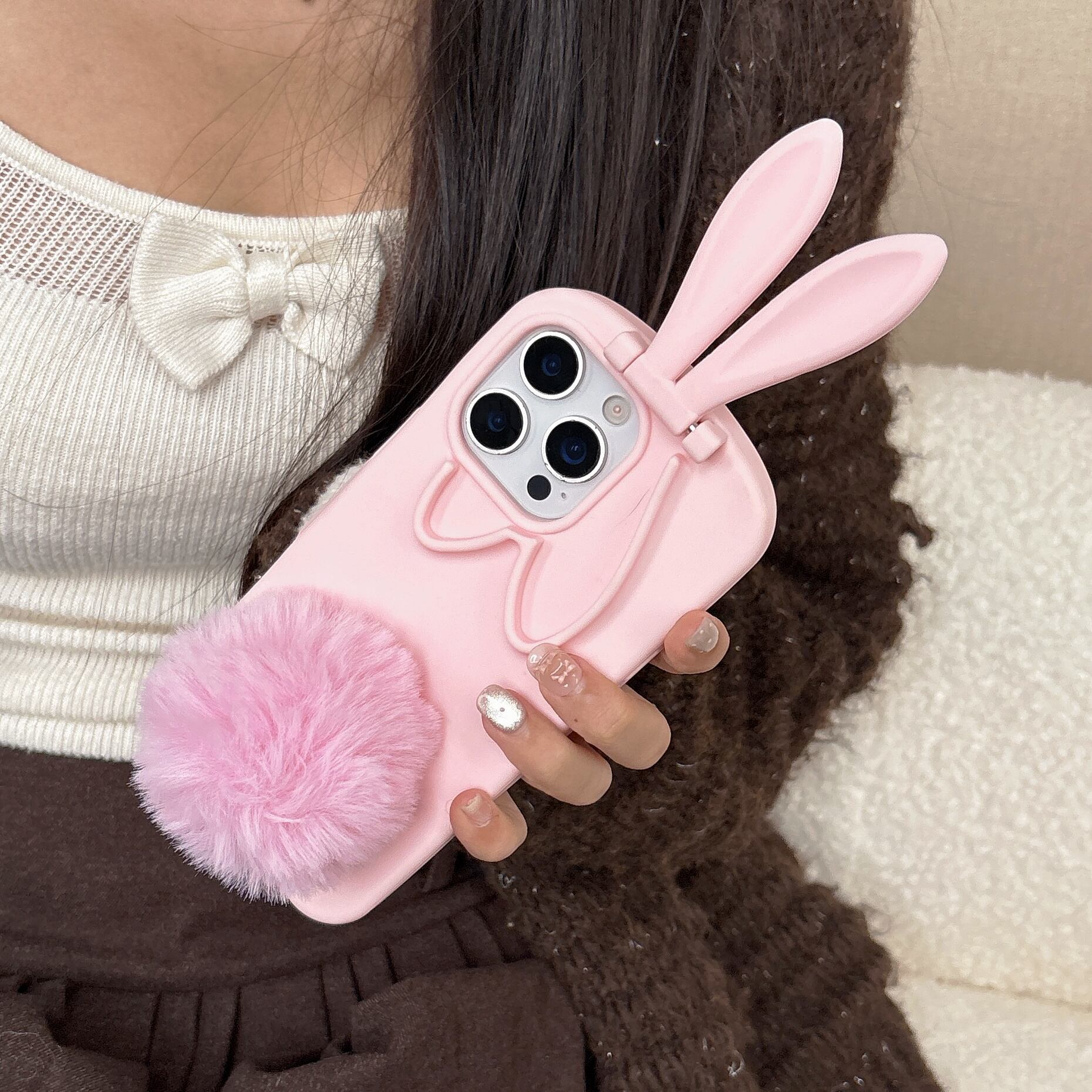 ウサ耳 iPhone 17 16 15 14 13 ケース 可愛い シリコン うさぎ しっぽ