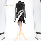 社交ダンス 衣装 ラテン ドレス ワンピース パーティ衣装 緑 黒 白 ICHIOKU イチオク ブラック系 ホワイト系 グリーン系 花柄 刺繍 ラインストーン おしゃれ エレガント フェミニン ダンスパフォーマンス ステージ衣装 曲線美 柔らかい 着心地良い 女性用 ドレスアップ 高級感 華やか