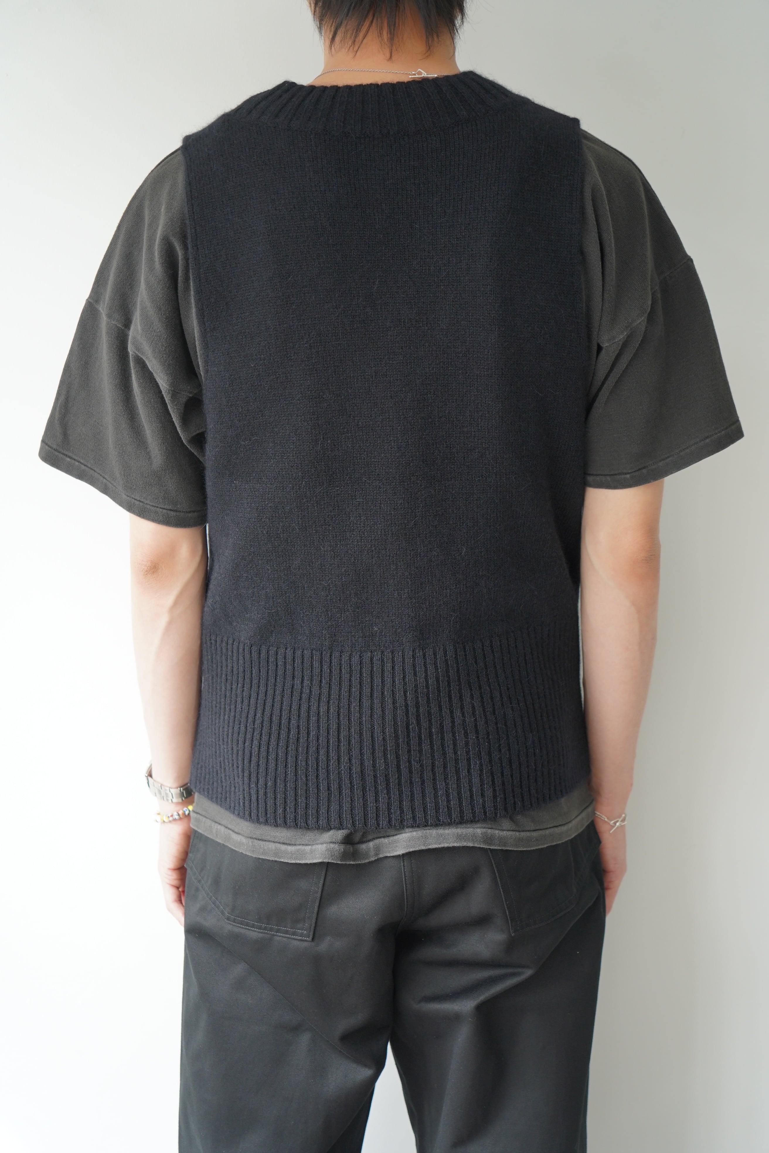 T.T / LOT.520 VARSITY LETTERMAN VEST | LiNN