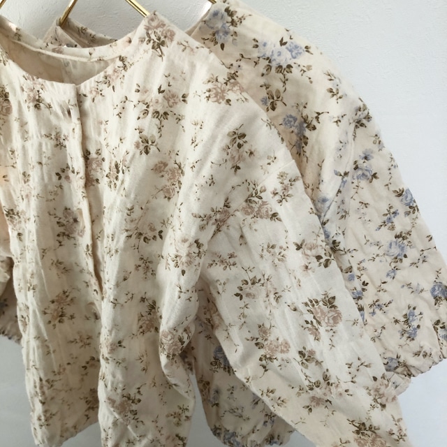 vintagelike flower blouse / mimi market